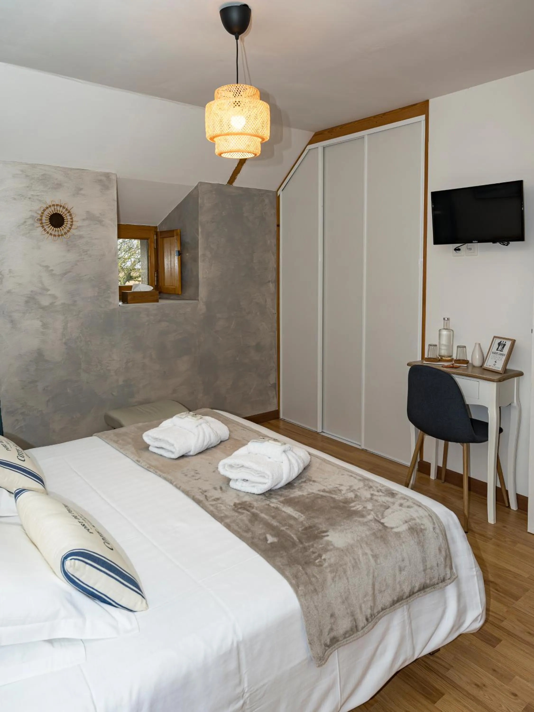 Bed in Le Haut Pont de la Baie