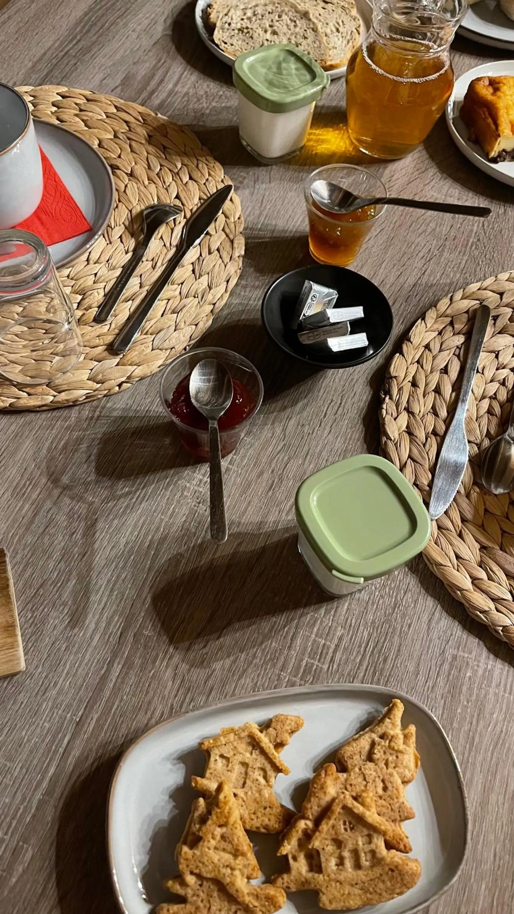 Breakfast in Le Haut Pont de la Baie