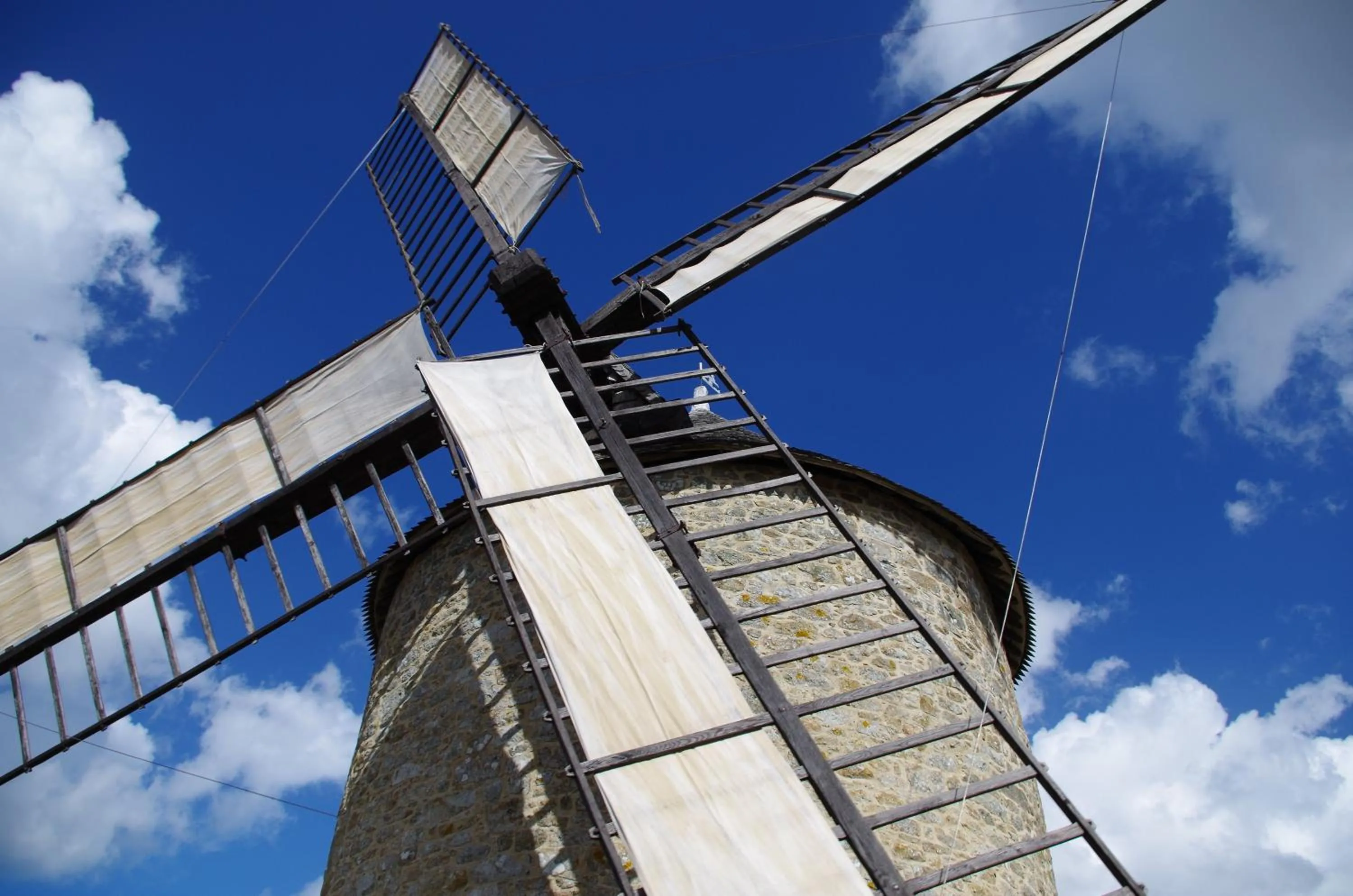 Nearby landmark in Le Haut Pont de la Baie