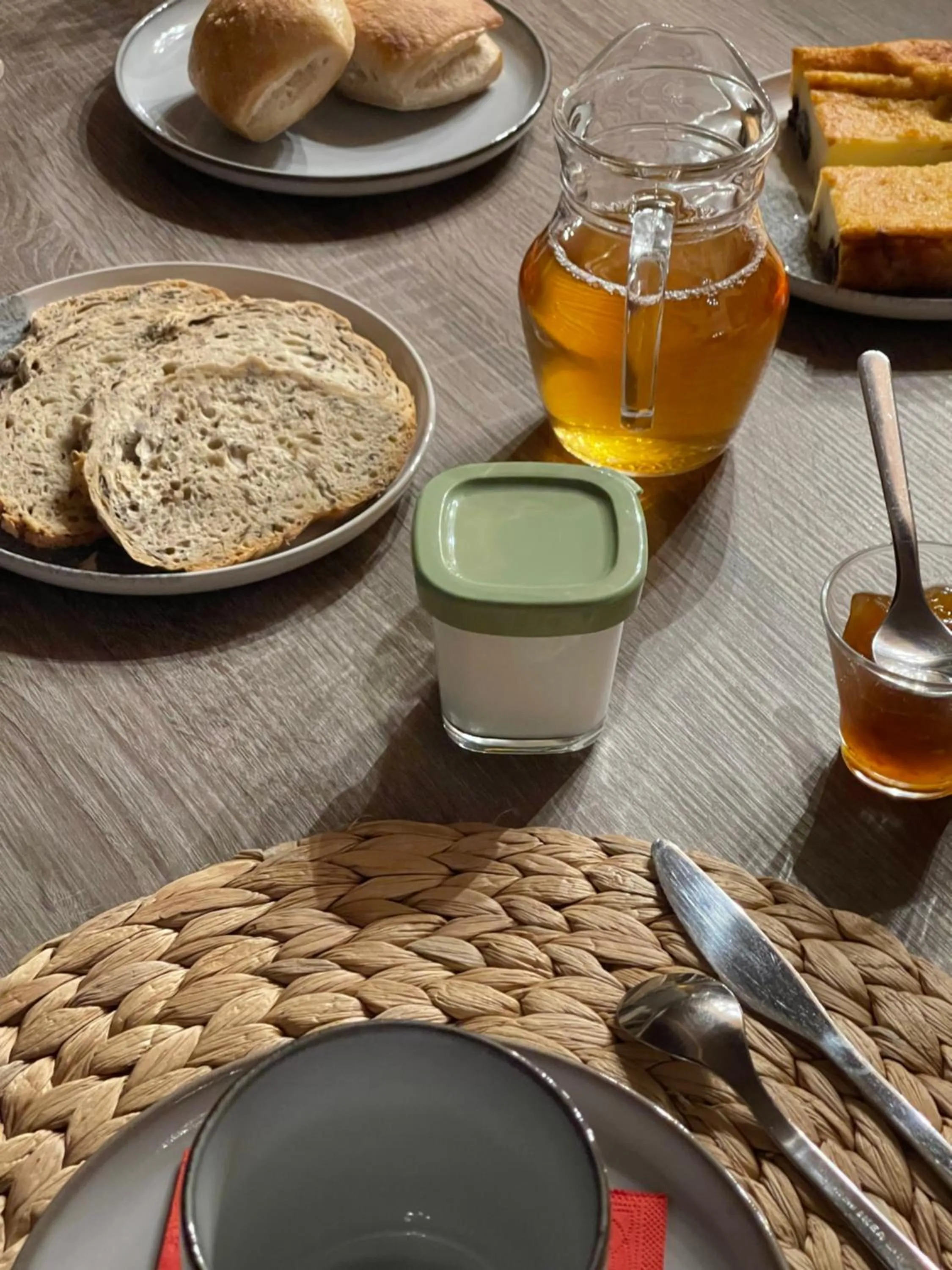 Food and drinks in Le Haut Pont de la Baie