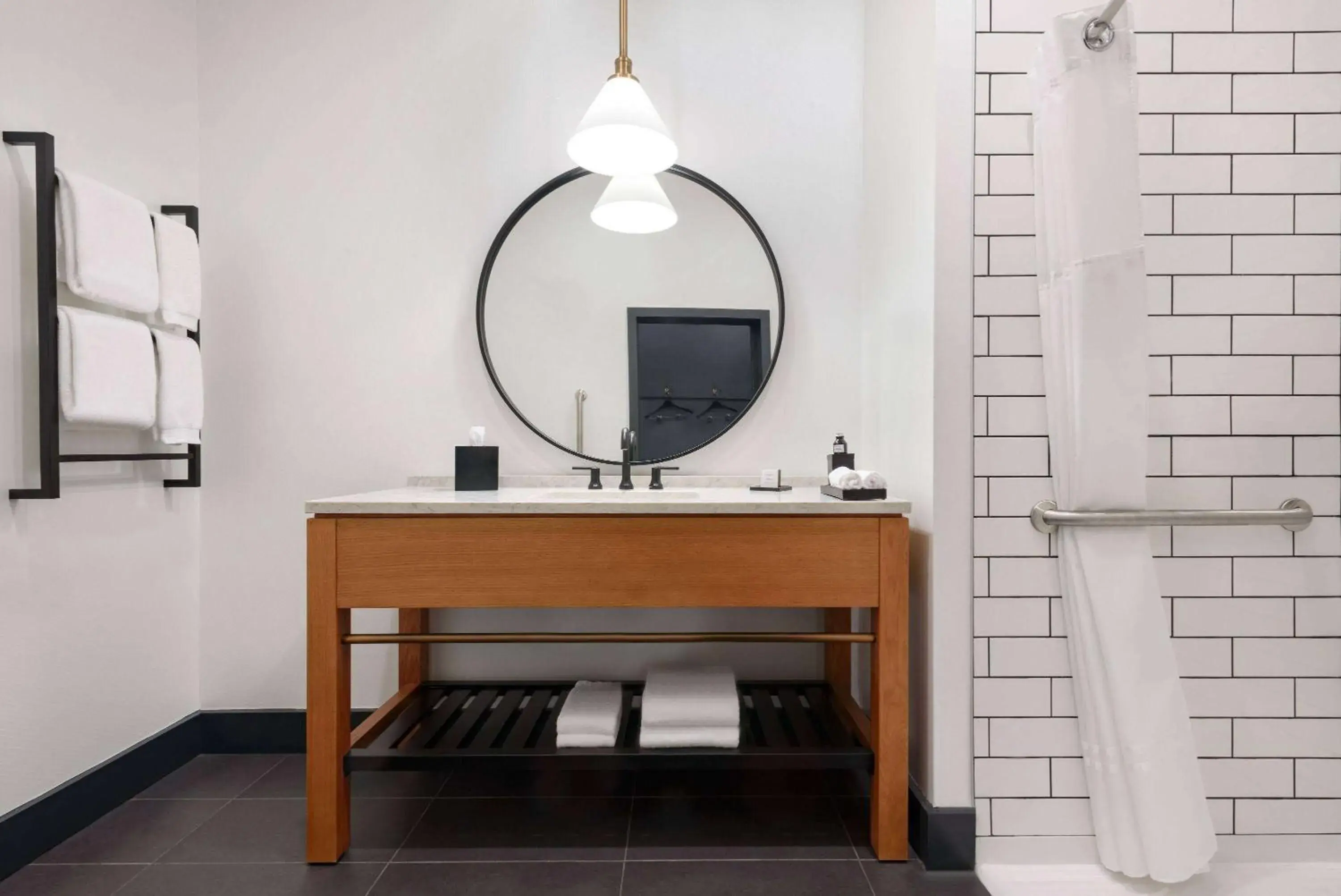 Queen Room with One Queen Bed - Disability Access in Origin Lexington, a Wyndham Hotel Queen Room with One Queen Bed - Disability Access in Origin Lexington, a Wyndham Hotel