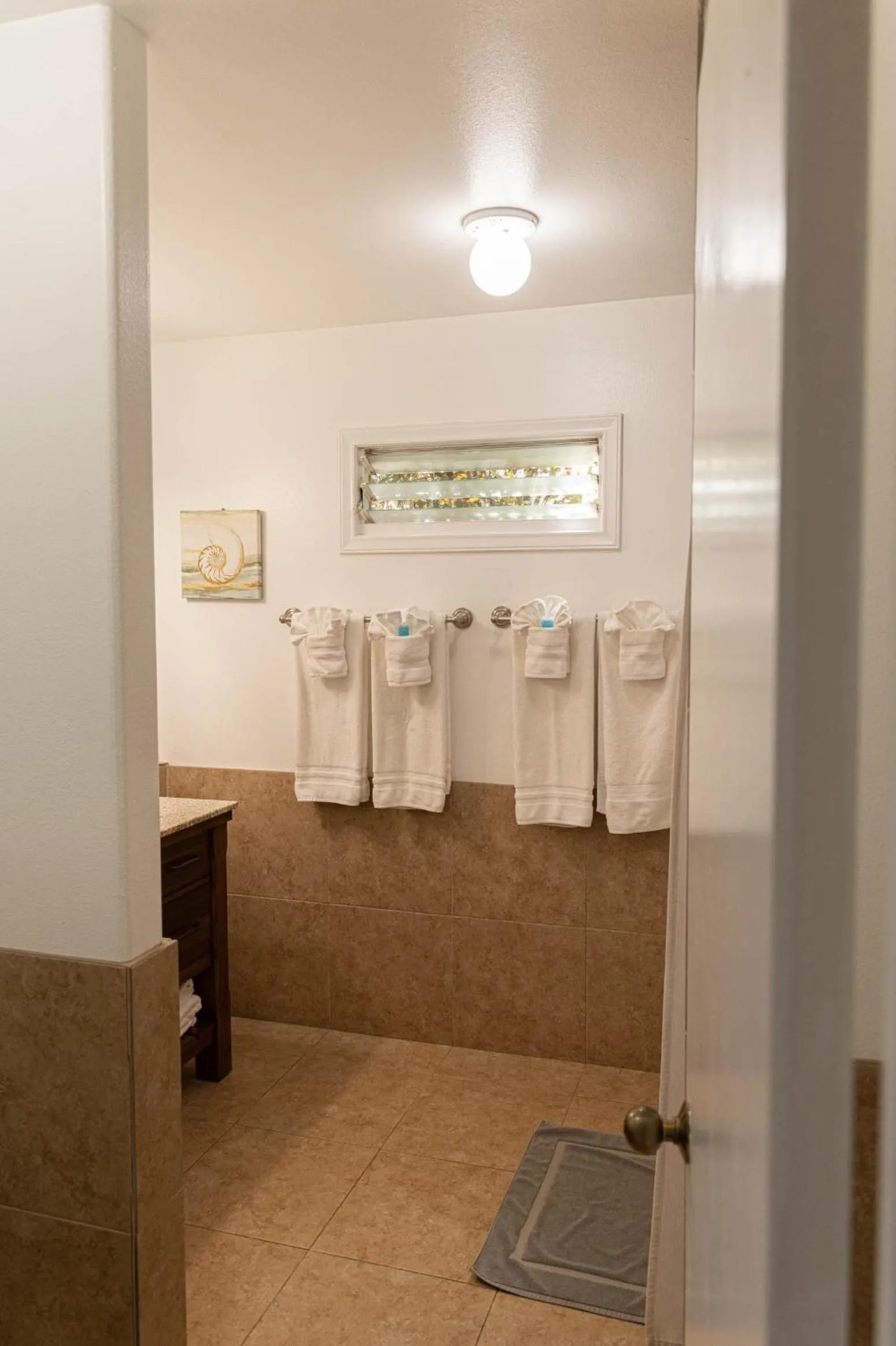 Bathroom in Puu Koa Palms vacation rental