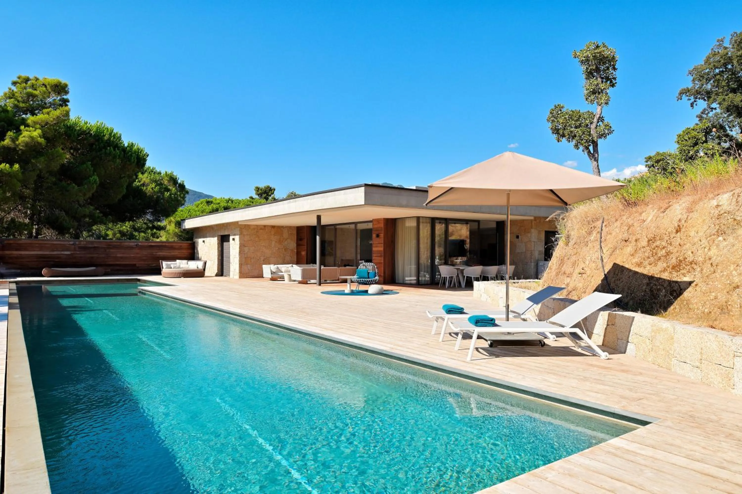 Property building in Hotel Bartaccia