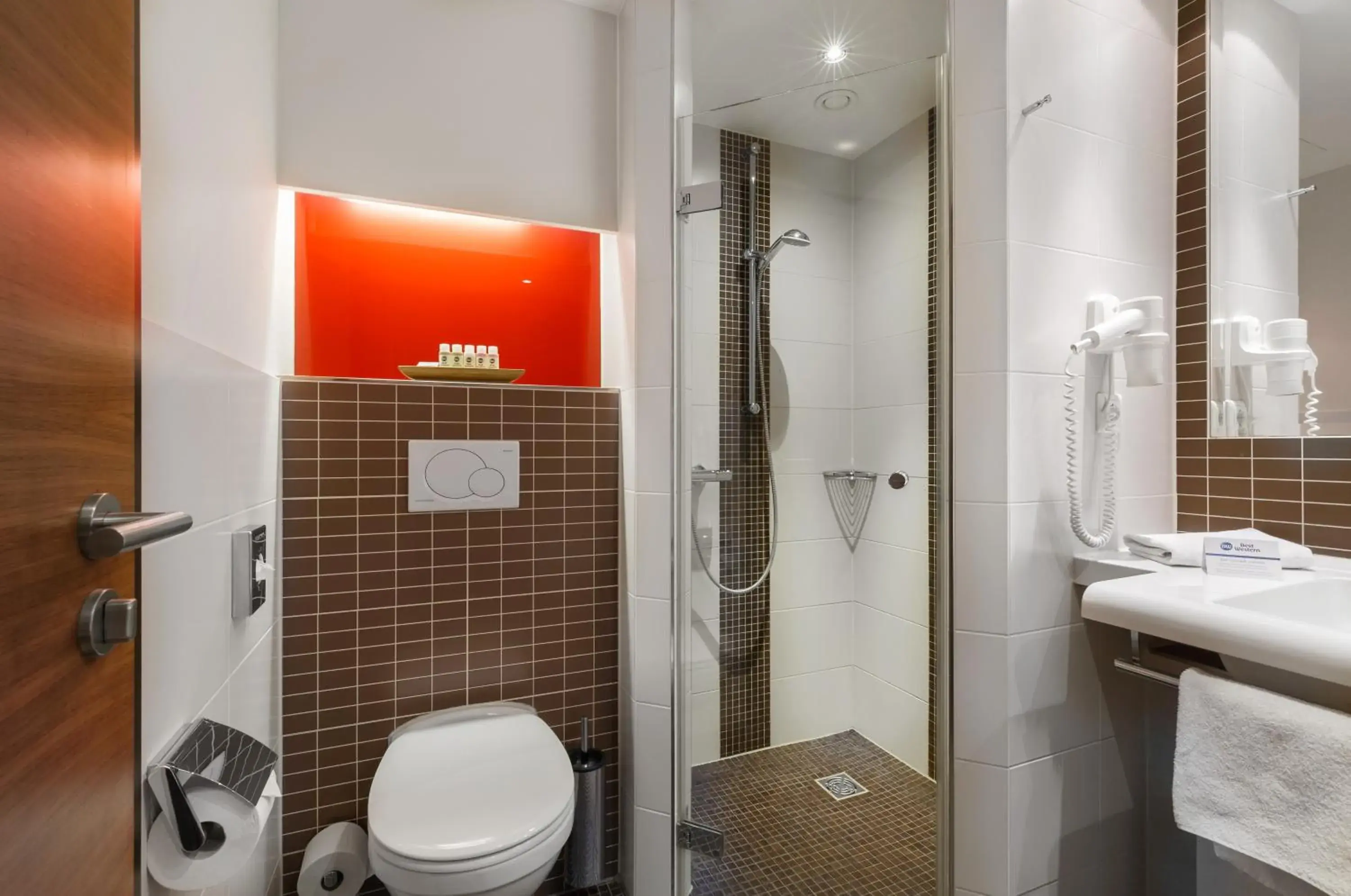 Standard Queen Room in Best Western Hotel Bamberg Standard Queen Room in Best Western Hotel Bamberg