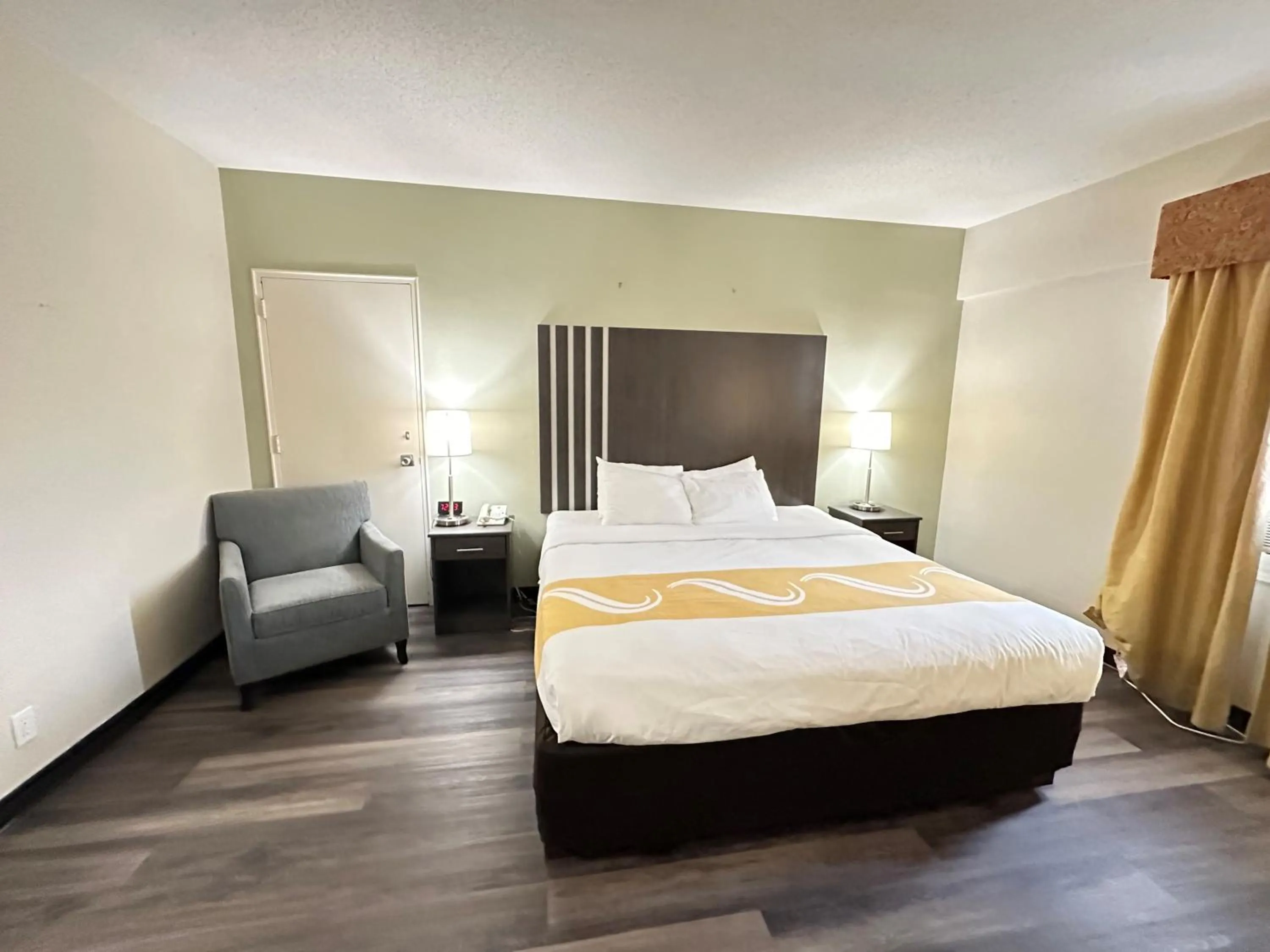 Photo of the whole room in Village Inn & Suites