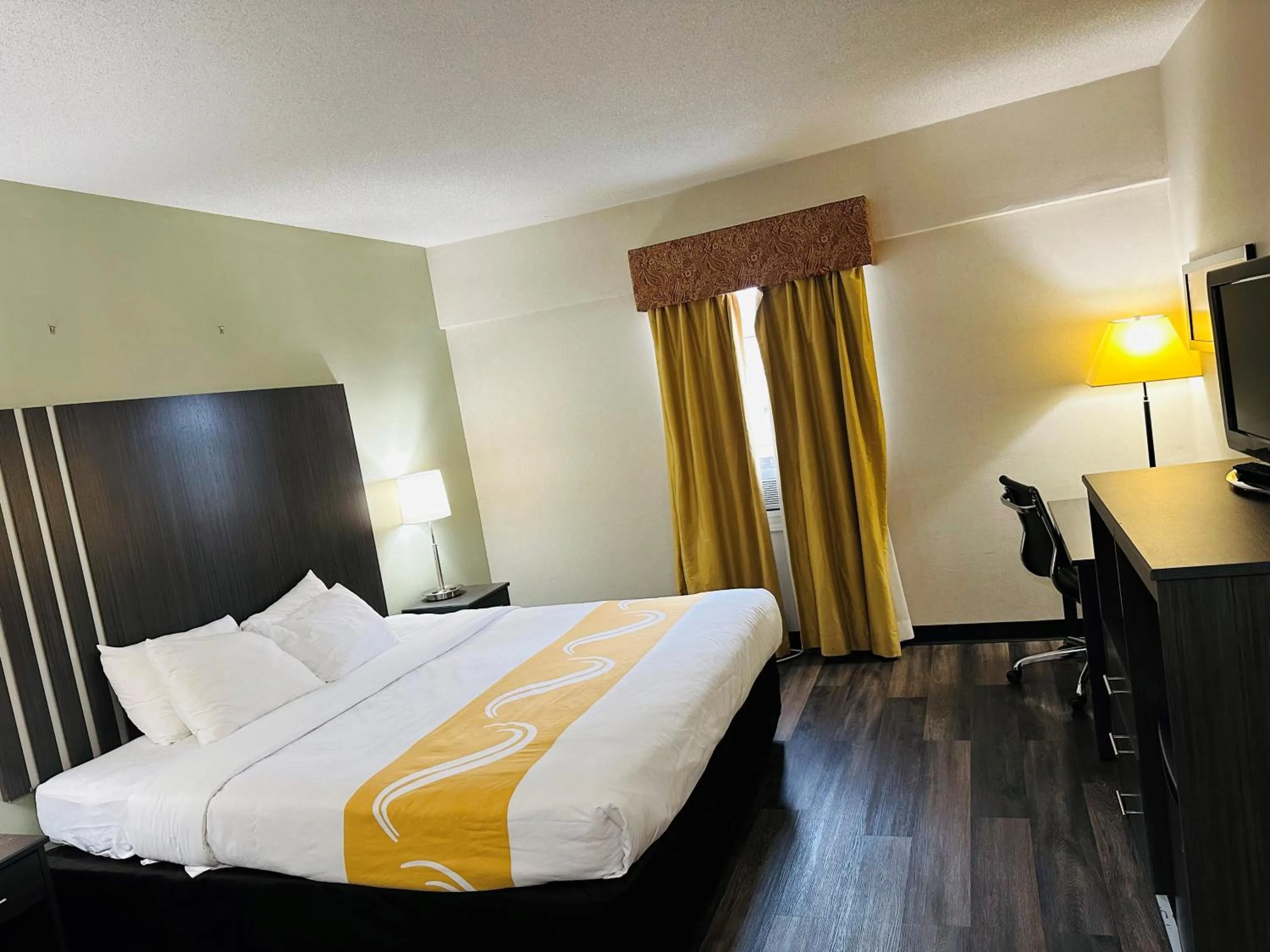 Photo of the whole room in Village Inn & Suites