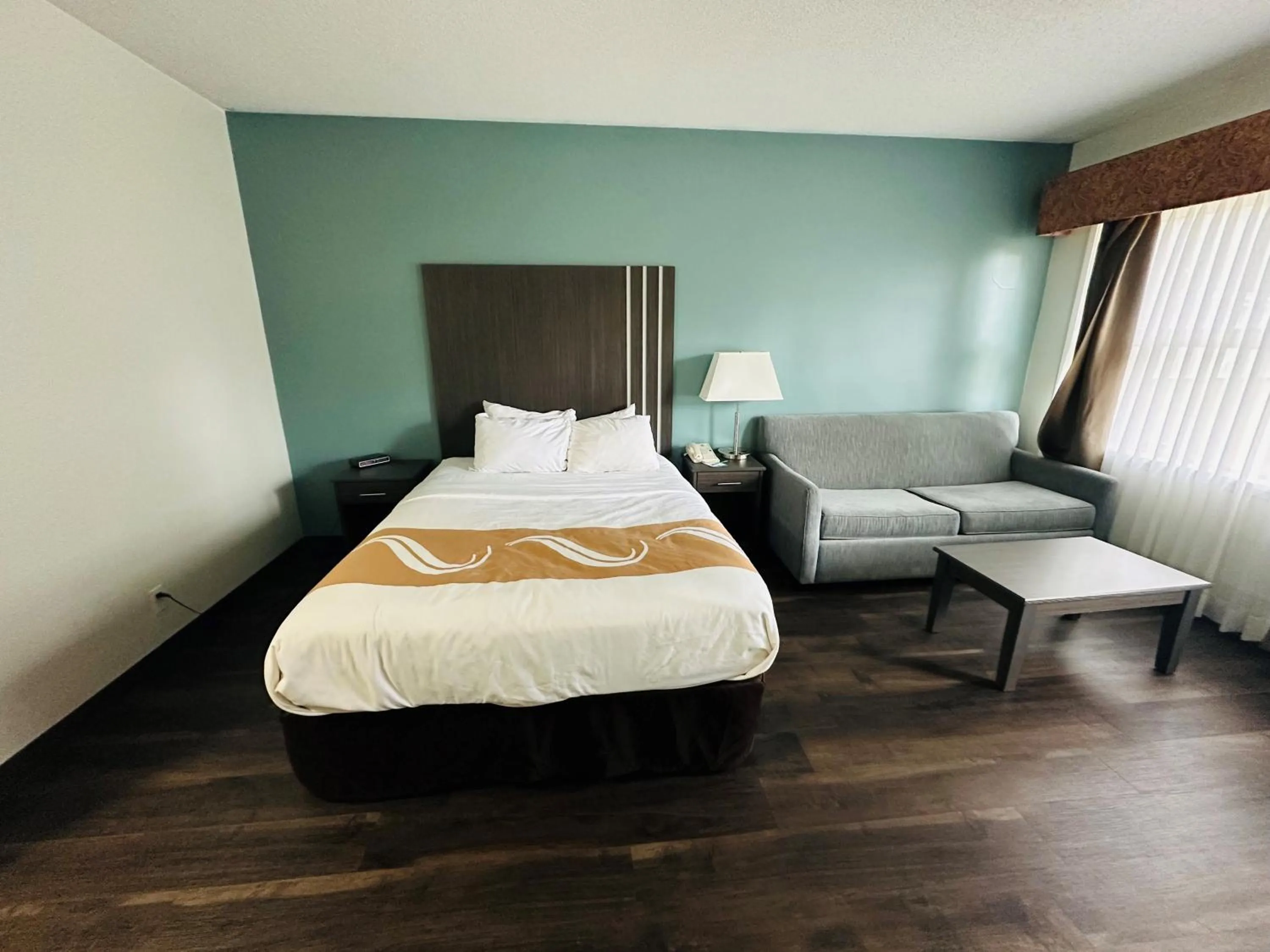 Photo of the whole room in Village Inn & Suites