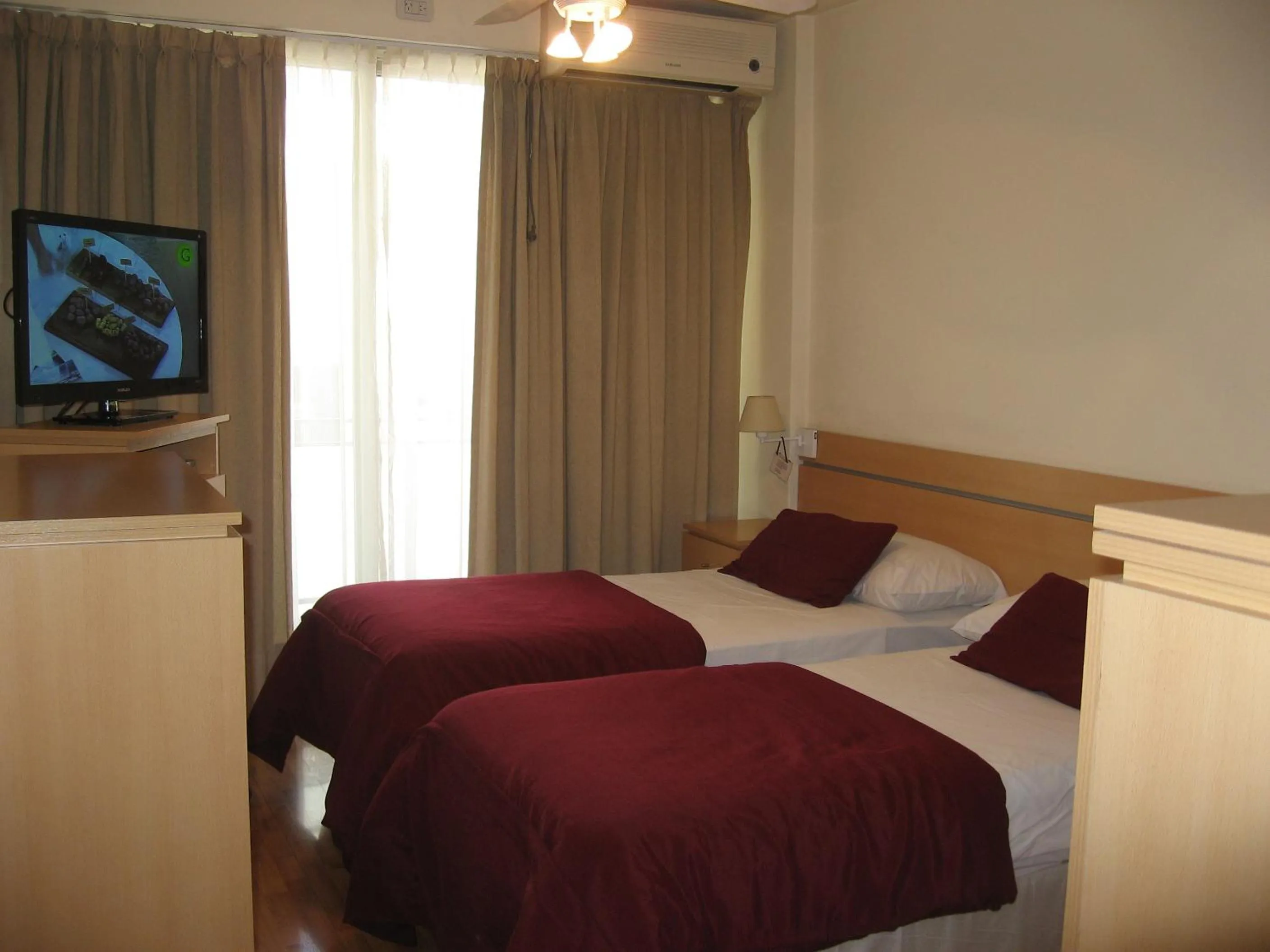 Bed in Apart San Diego Recoleta