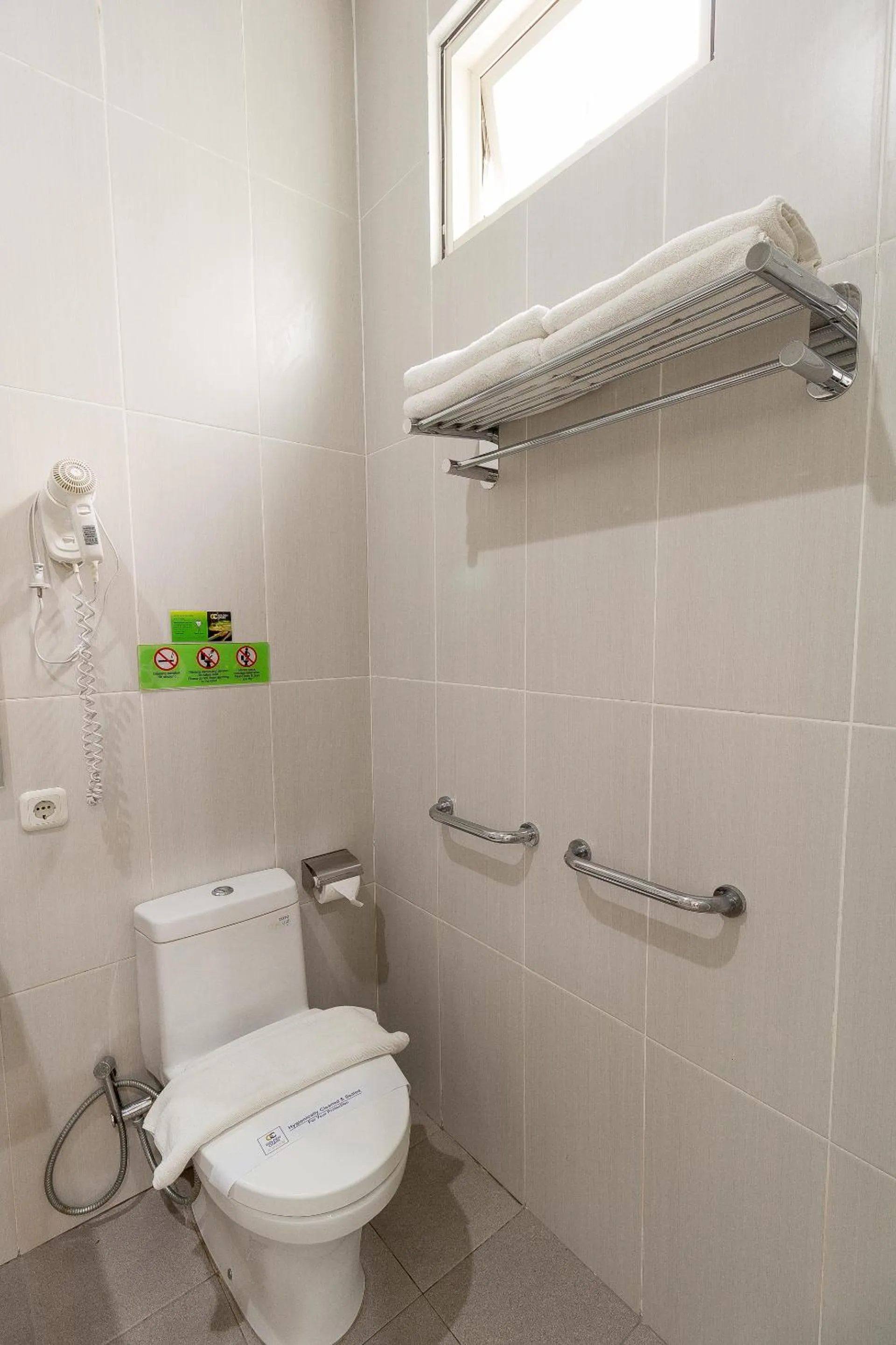 Bathroom in Ara Inn Bed And Breakfast by ecommerceloka