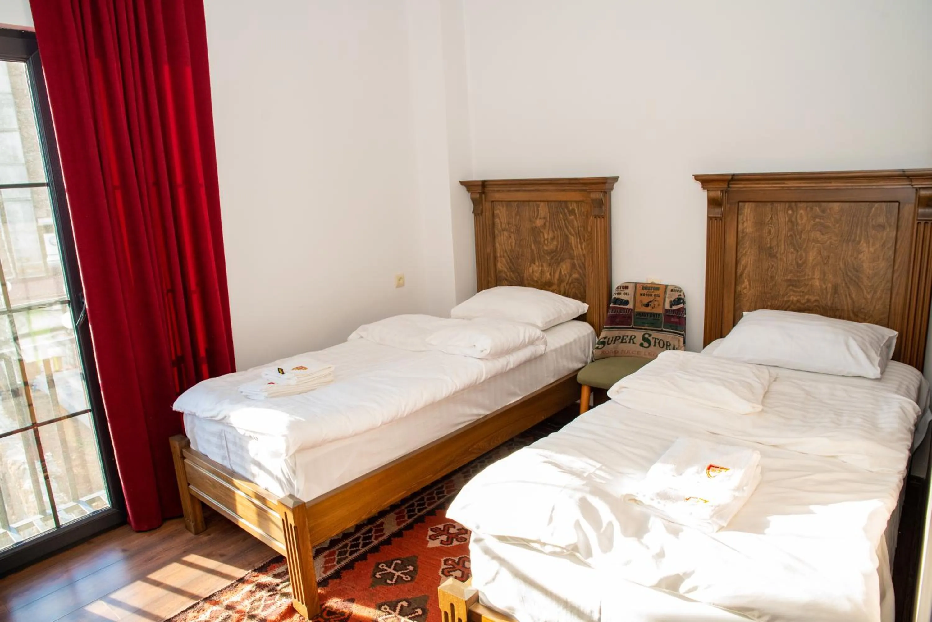 Bed in Khoreayi Dzor