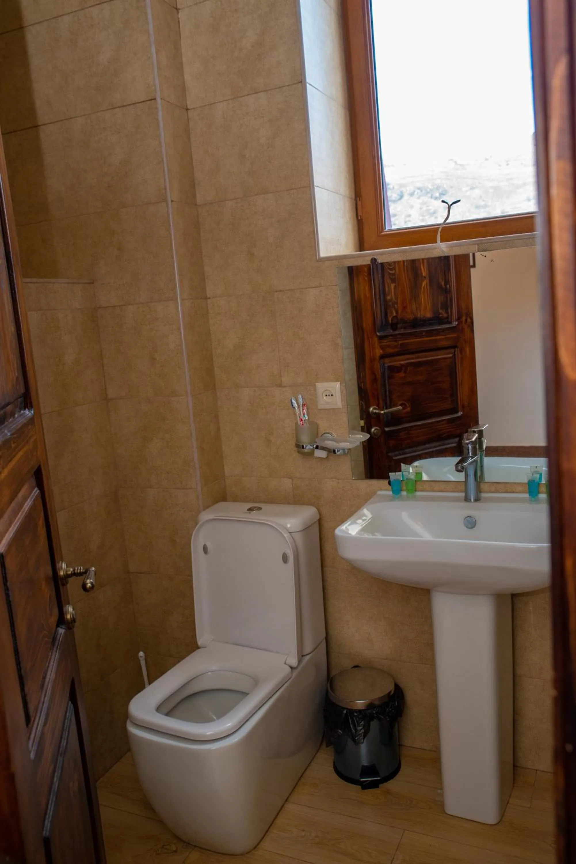 Toilet in Khoreayi Dzor