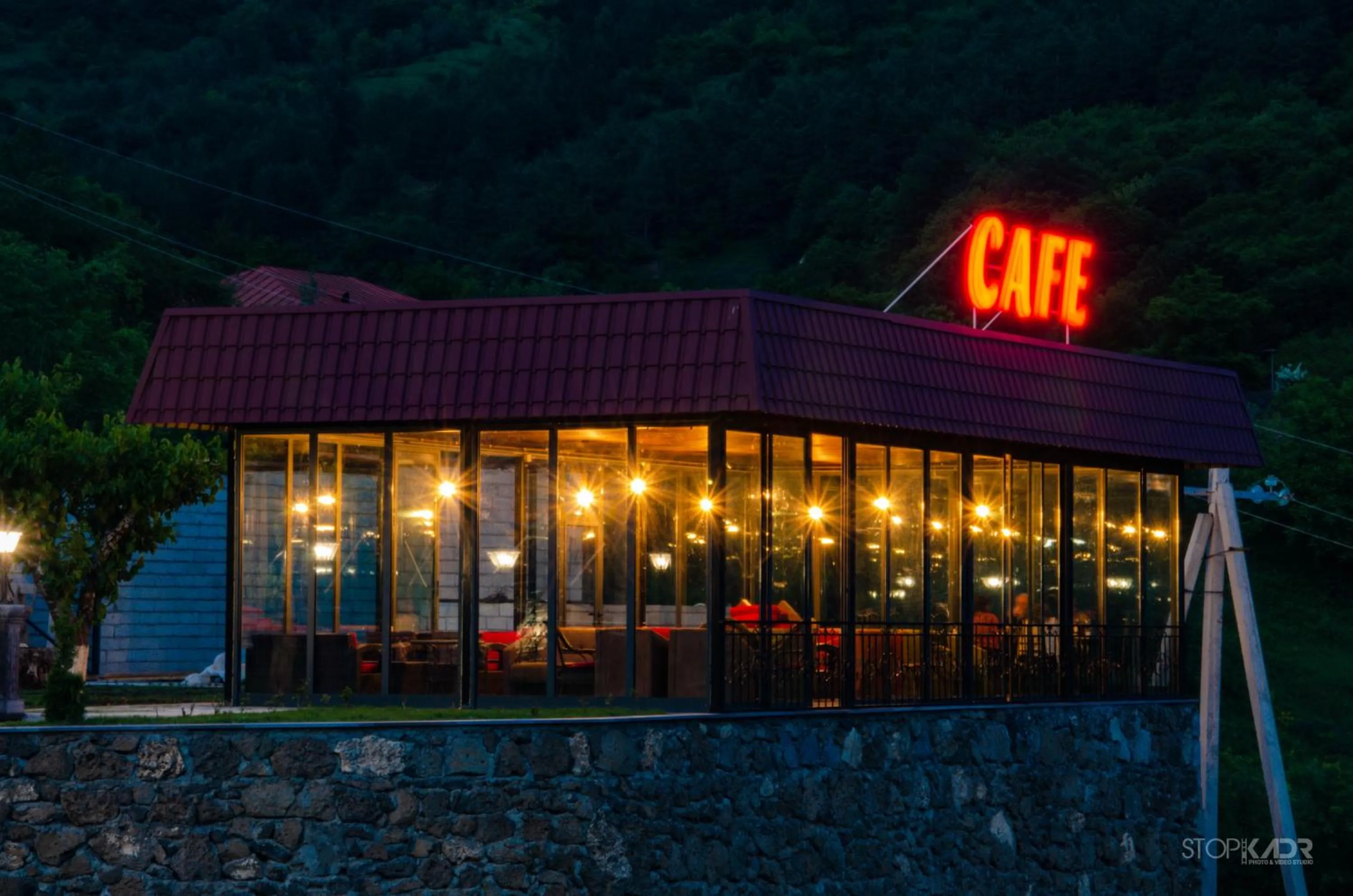 Property building in Khoreayi Dzor