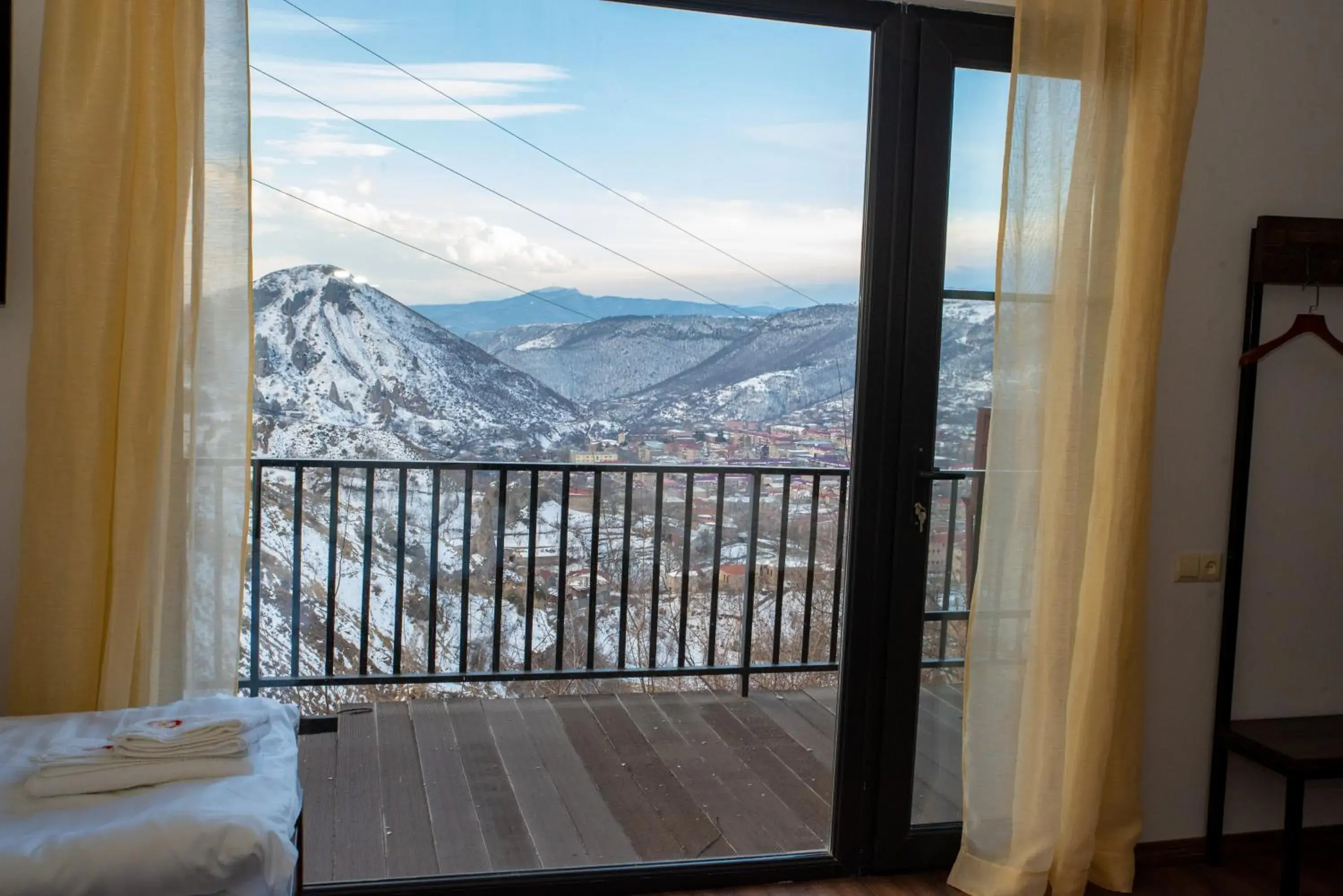Suite with City View in Khoreayi Dzor Suite with City View in Khoreayi Dzor