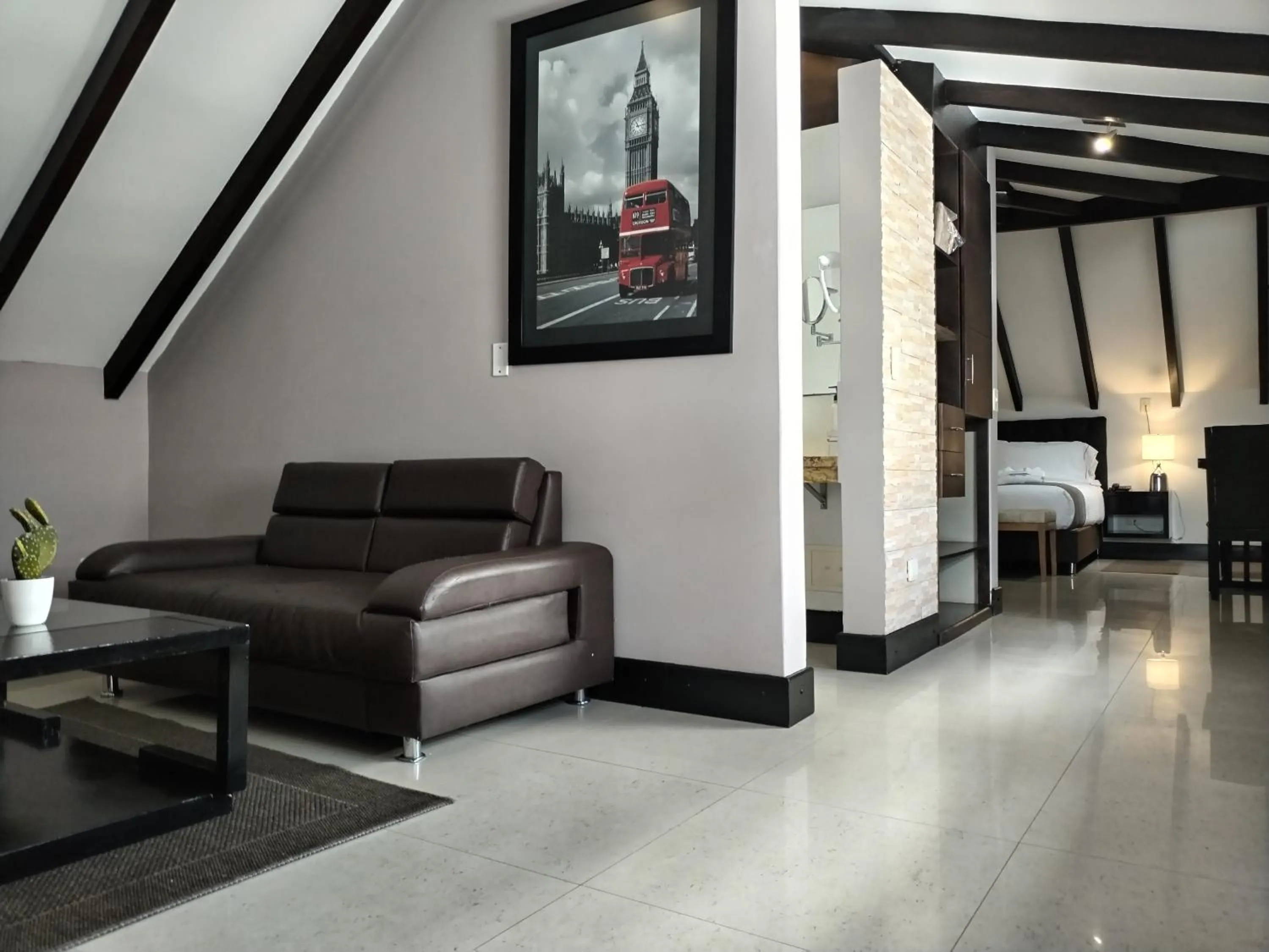 Photo of the whole room in Santa Maria de Leyva hotel boutique