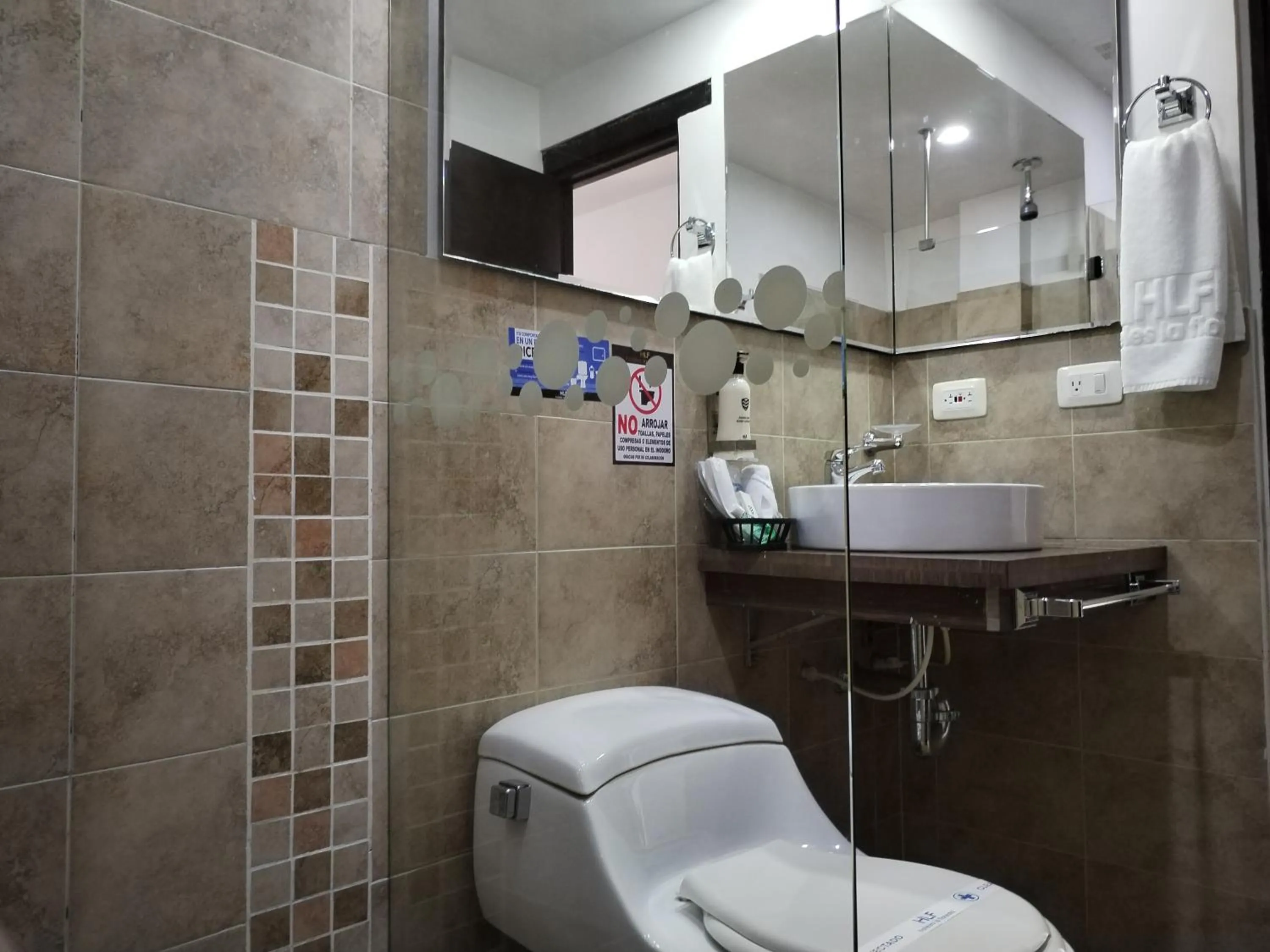 Shower in Santa Maria de Leyva hotel boutique