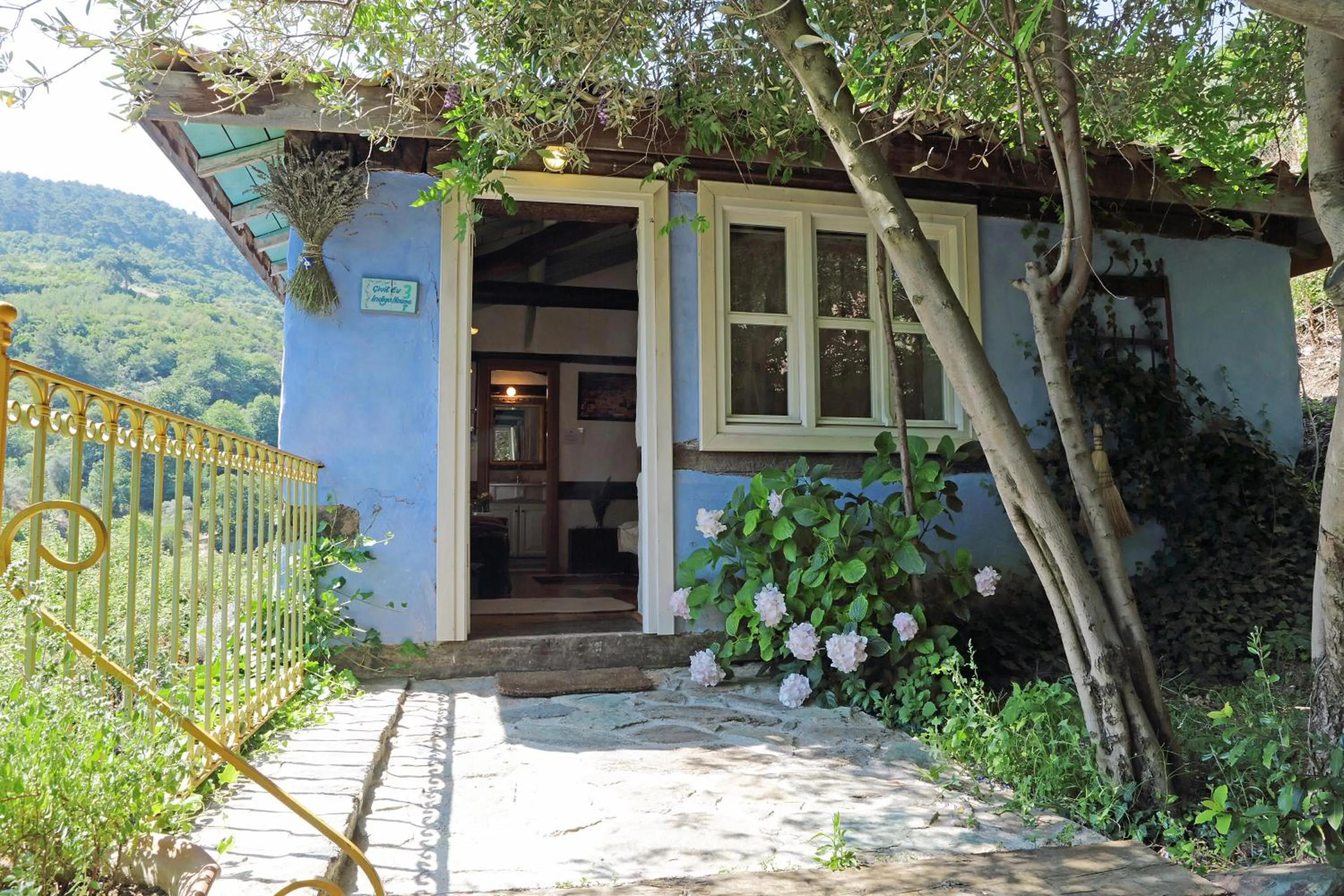 Patio in Nisanyan Hotel