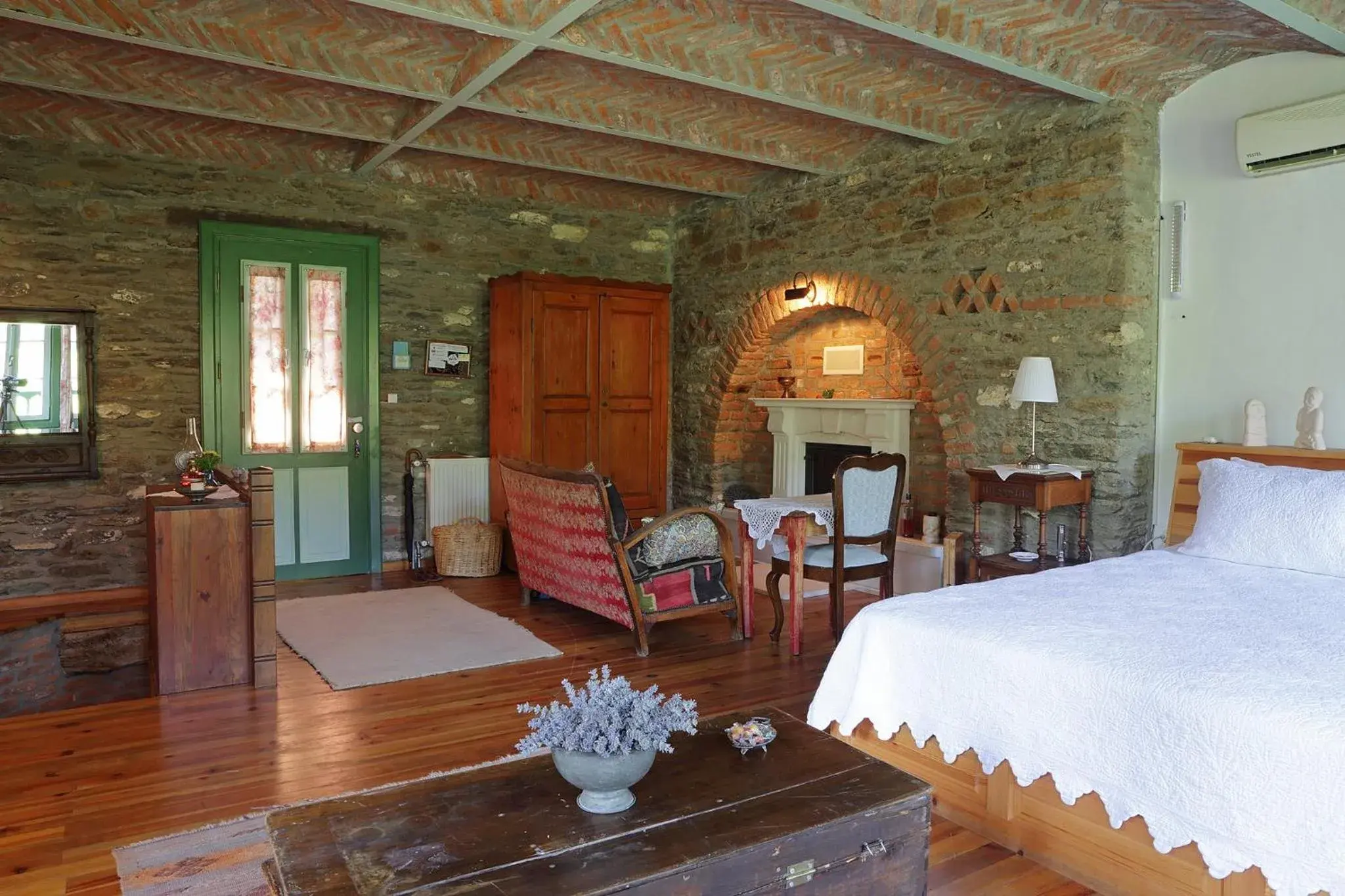 Apartment with Mountain View in Nisanyan Hotel Apartment with Mountain View in Nisanyan Hotel