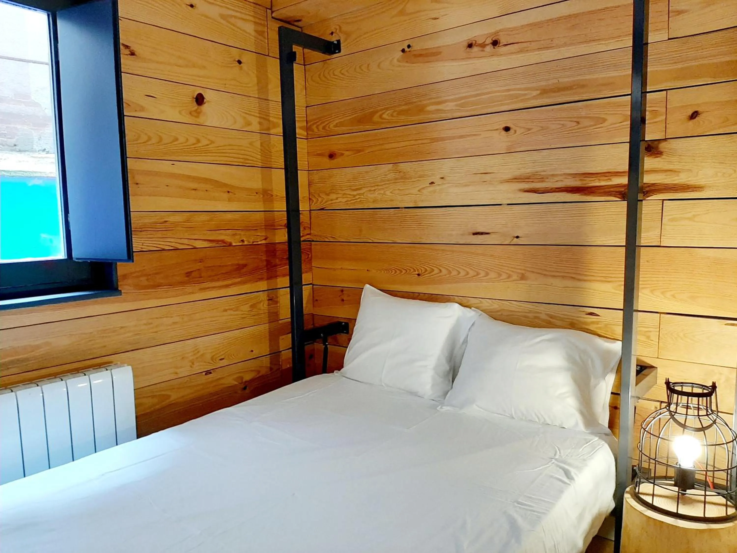 Bed in Amelia by gaiarooms