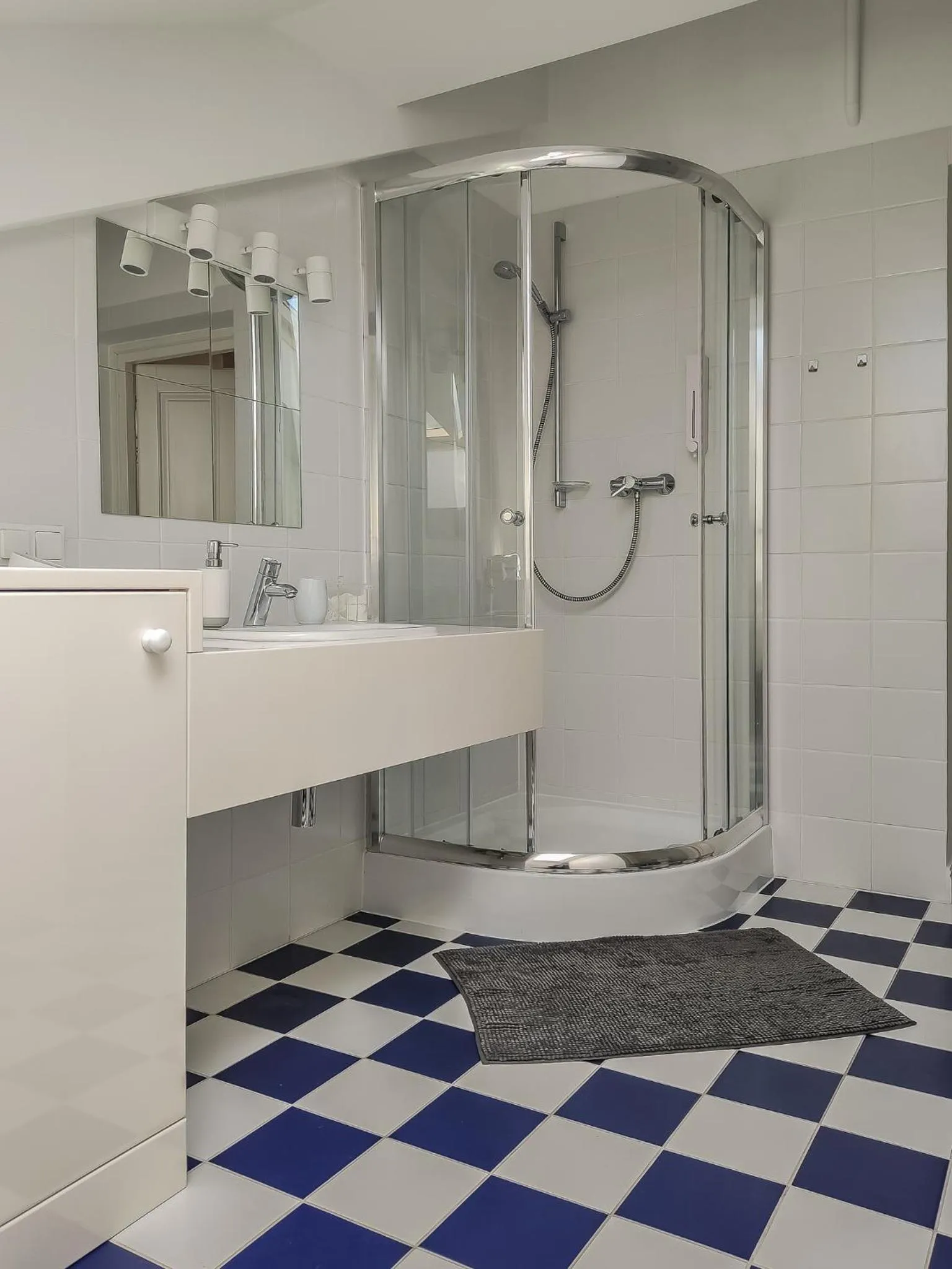 Bathroom in Crystal Suites Old Town