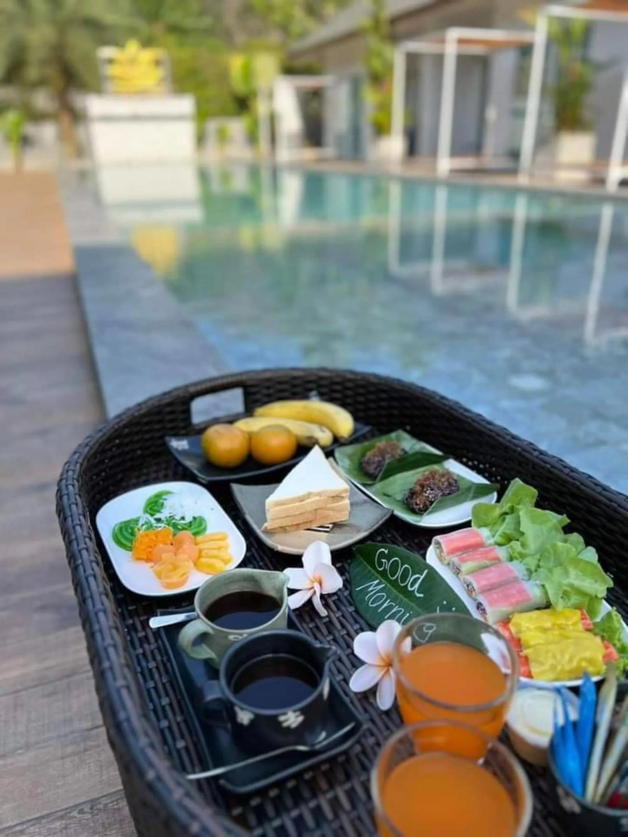 Breakfast in Amadha Villas Retreat 