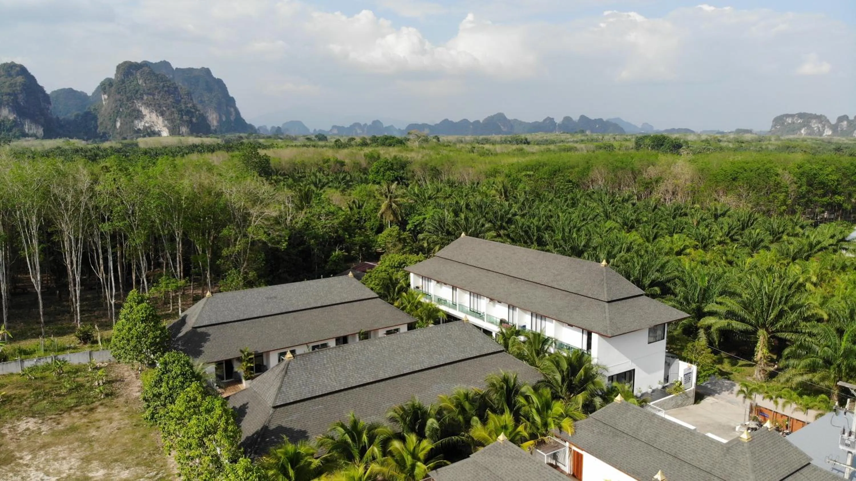 Mountain view, Bird's-eye View in Amadha Villas Retreat 