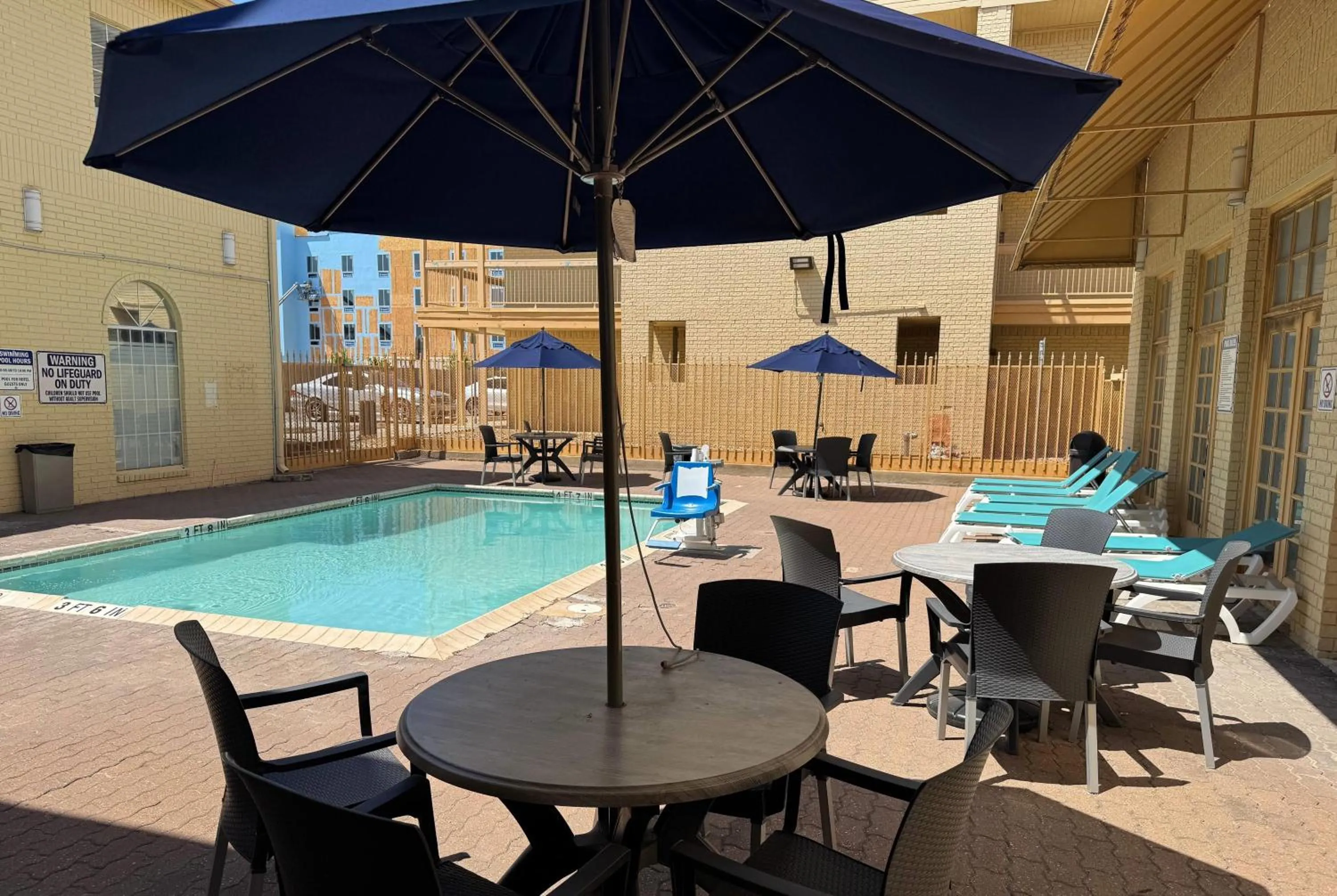 Swimming pool in Days Inn by Wyndham Georgetown