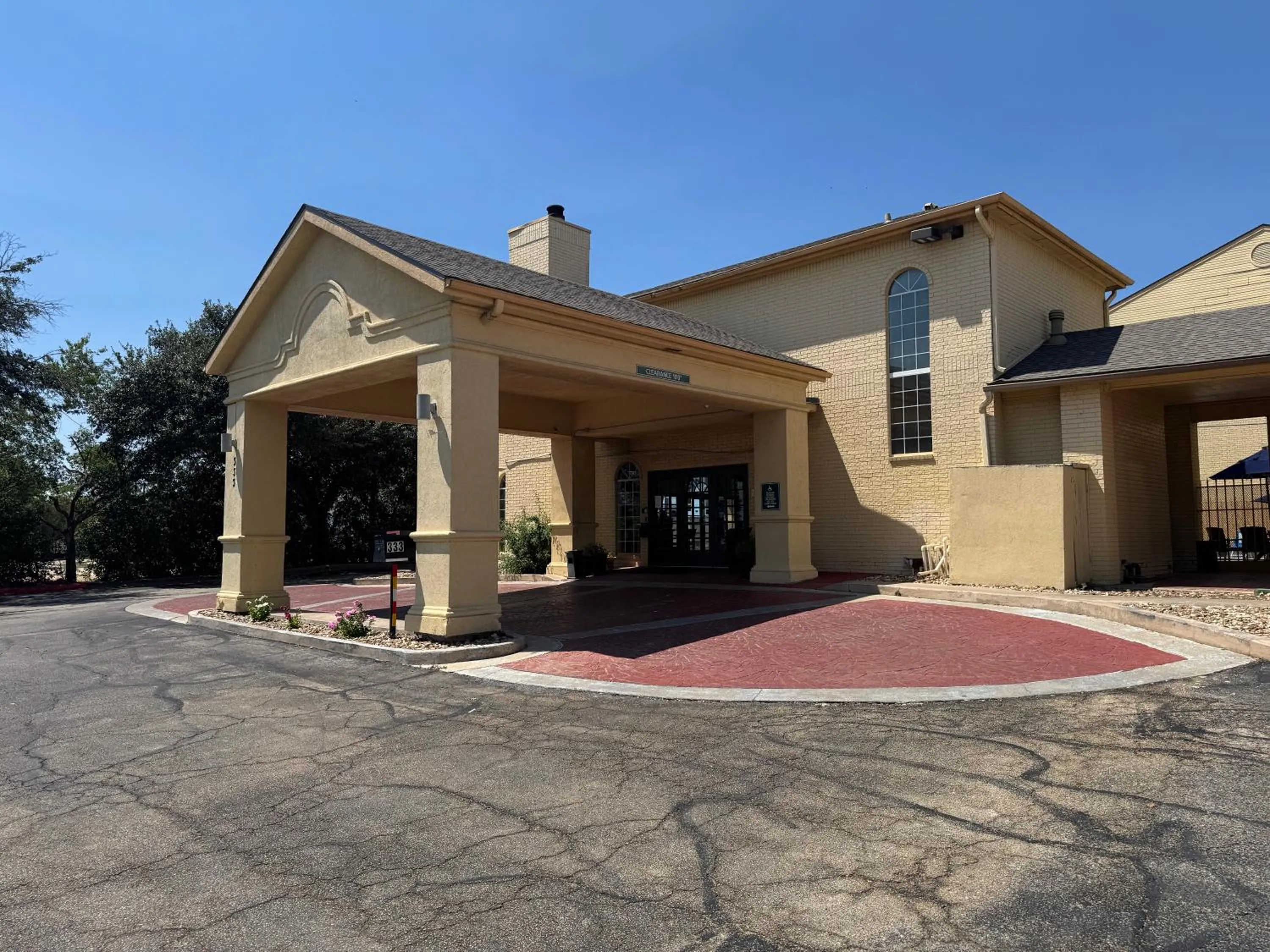 Property building in Days Inn by Wyndham Georgetown