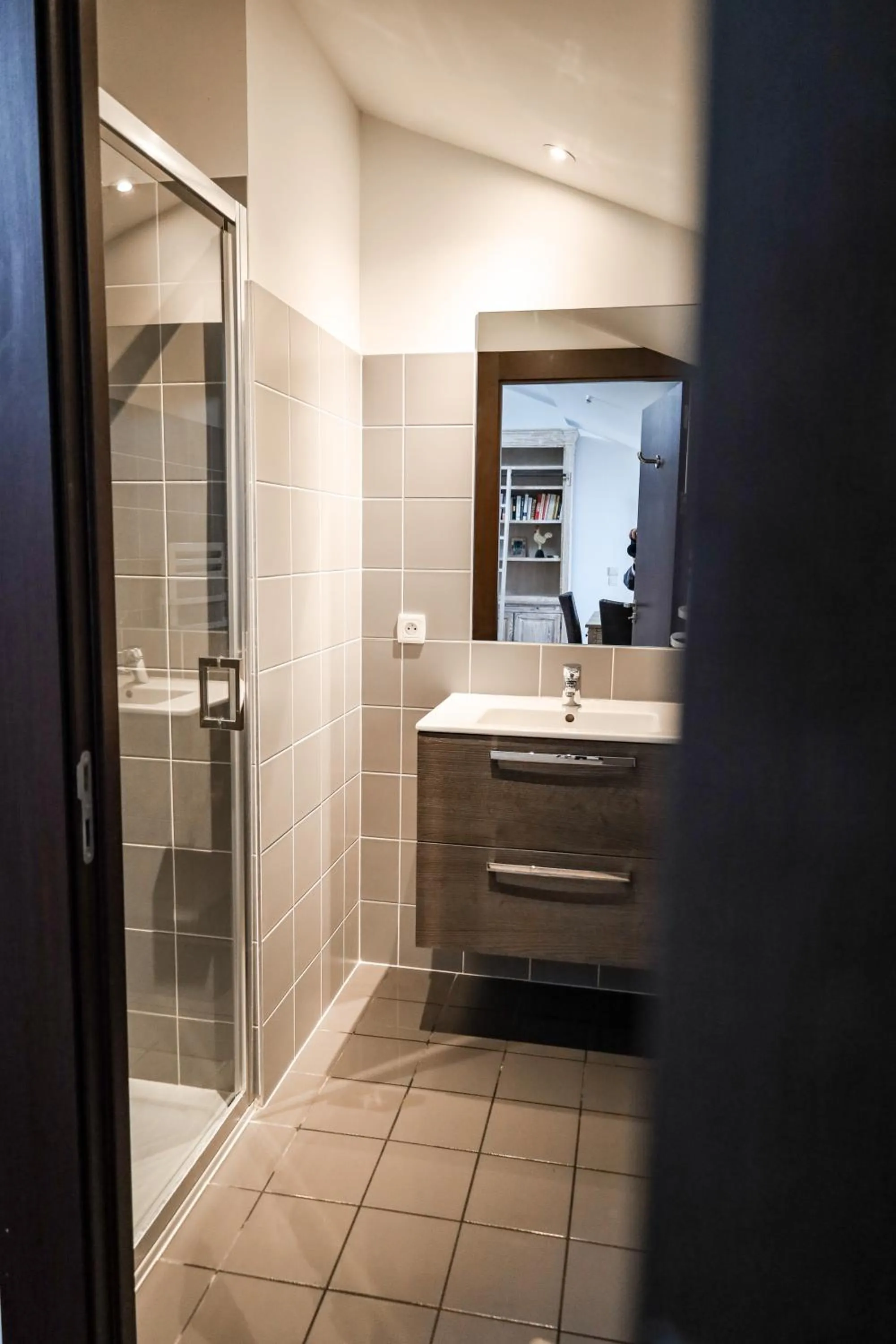 Bathroom in Résidence de l'Arsenal Royal - Meublés de Tourisme