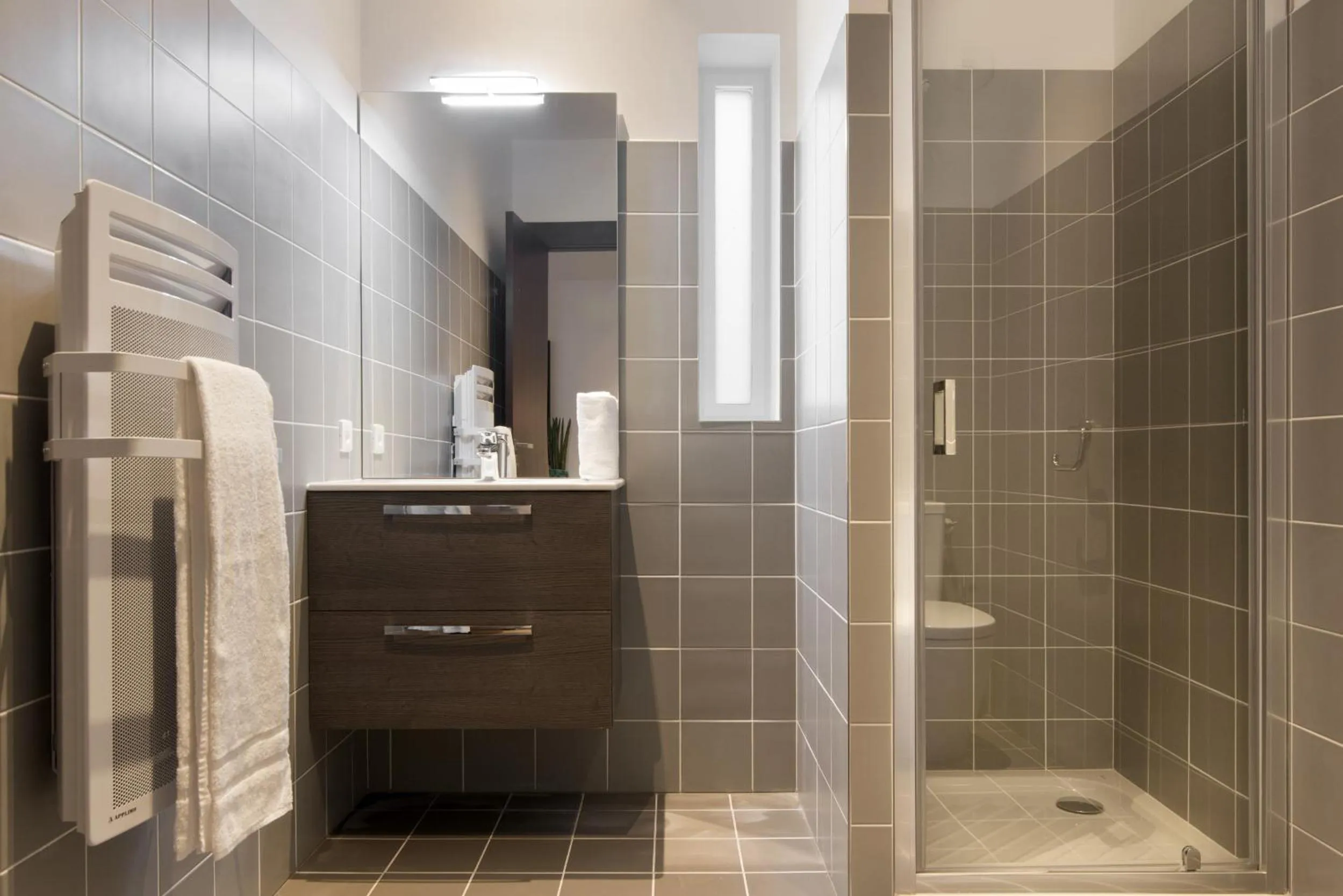 Bathroom in Résidence de l'Arsenal Royal - Meublés de Tourisme