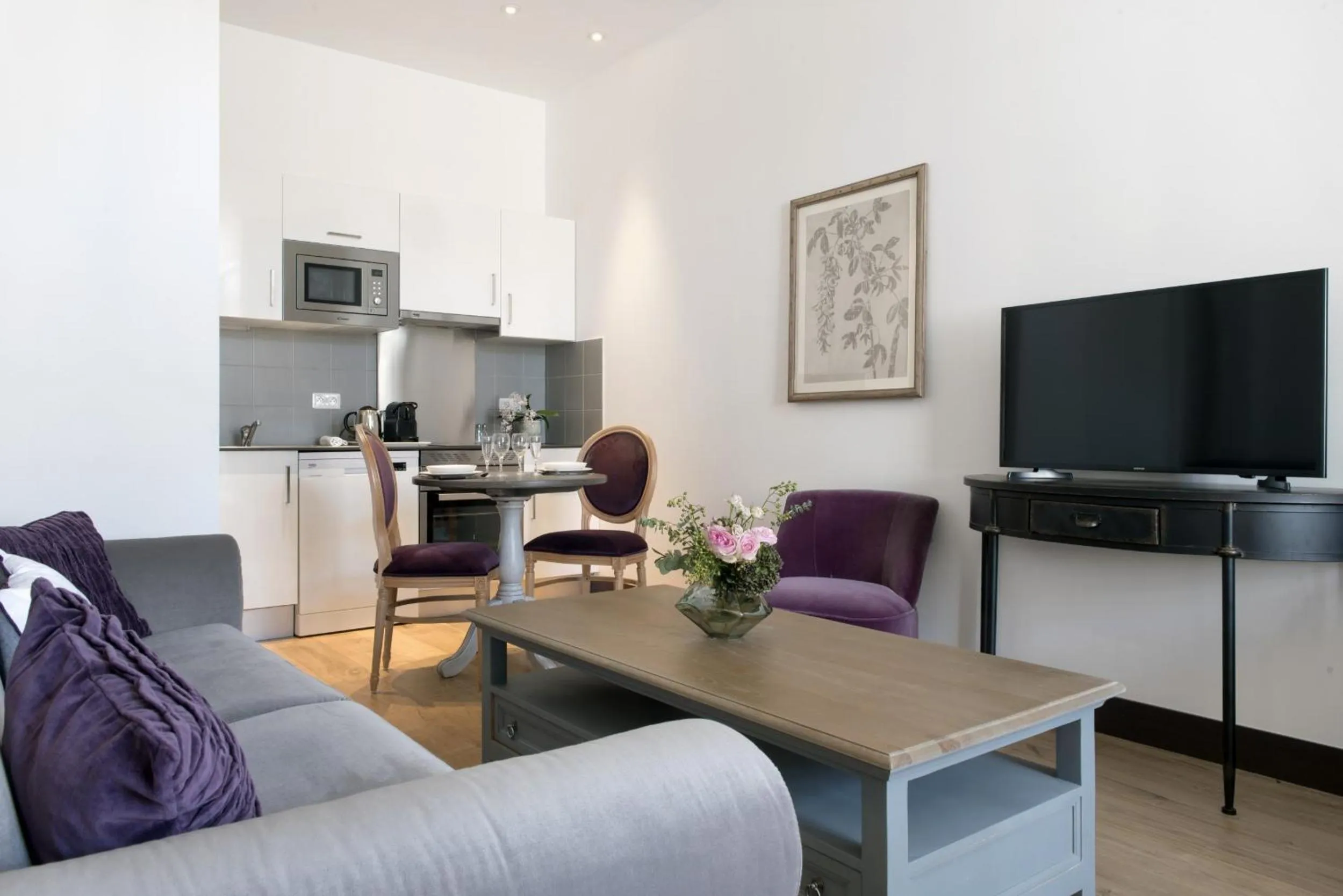 Living room in Résidence de l'Arsenal Royal - Meublés de Tourisme