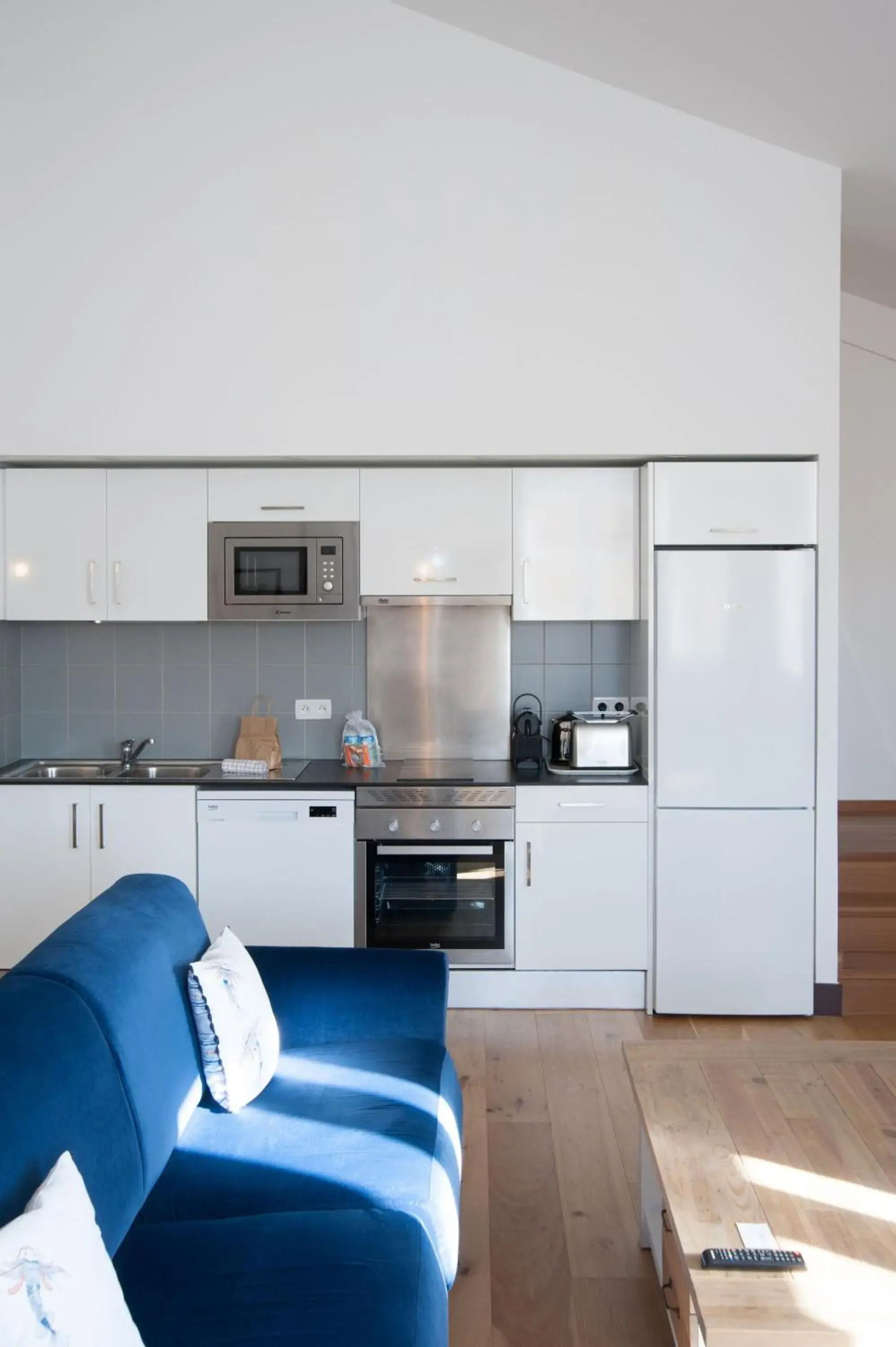 Two-Bedroom Apartment in Résidence de l'Arsenal Royal - Meublés de Tourisme Two-Bedroom Apartment in Résidence de l'Arsenal Royal - Meublés de Tourisme