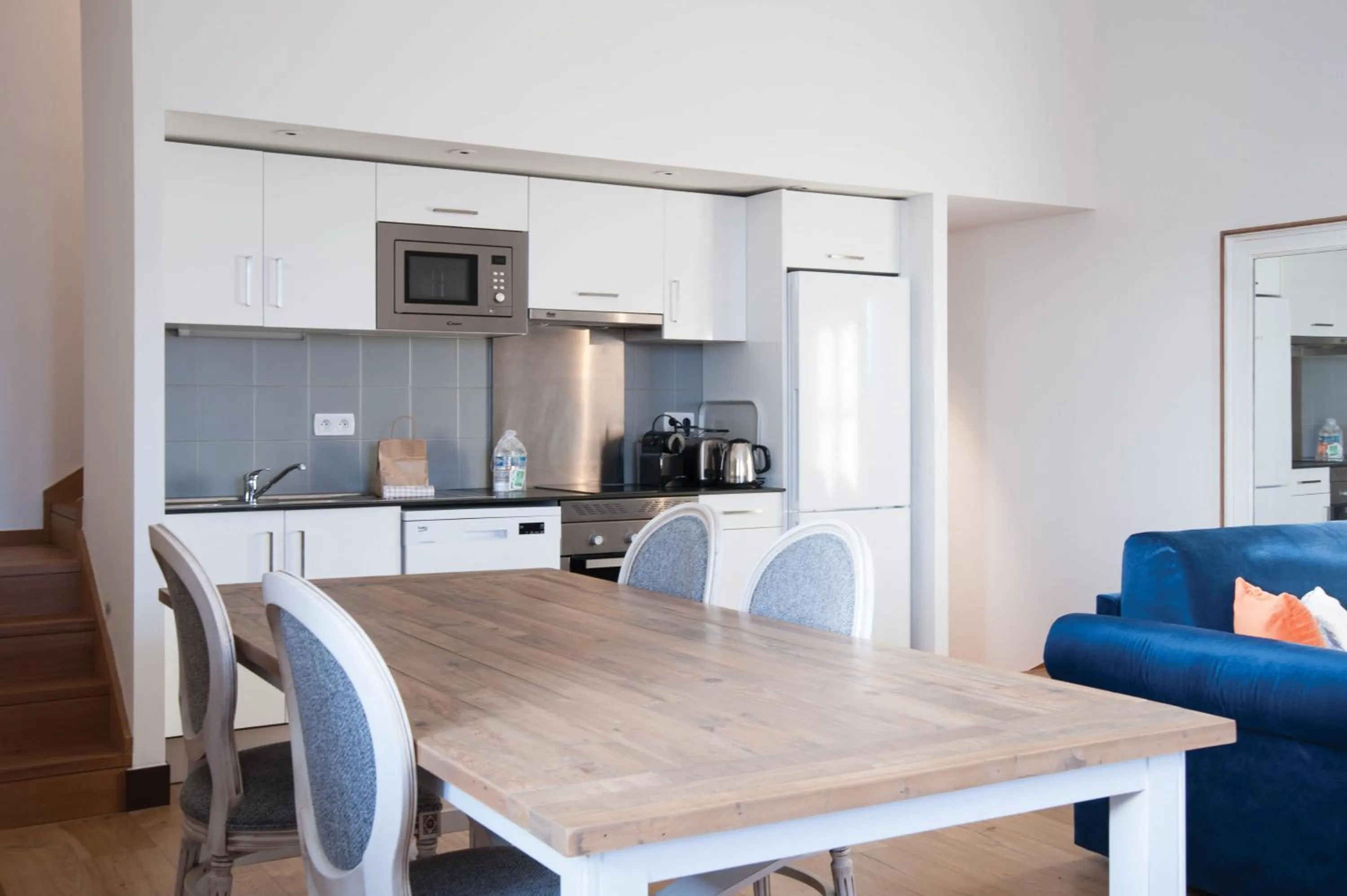 Kitchen or kitchenette in Résidence de l'Arsenal Royal - Meublés de Tourisme