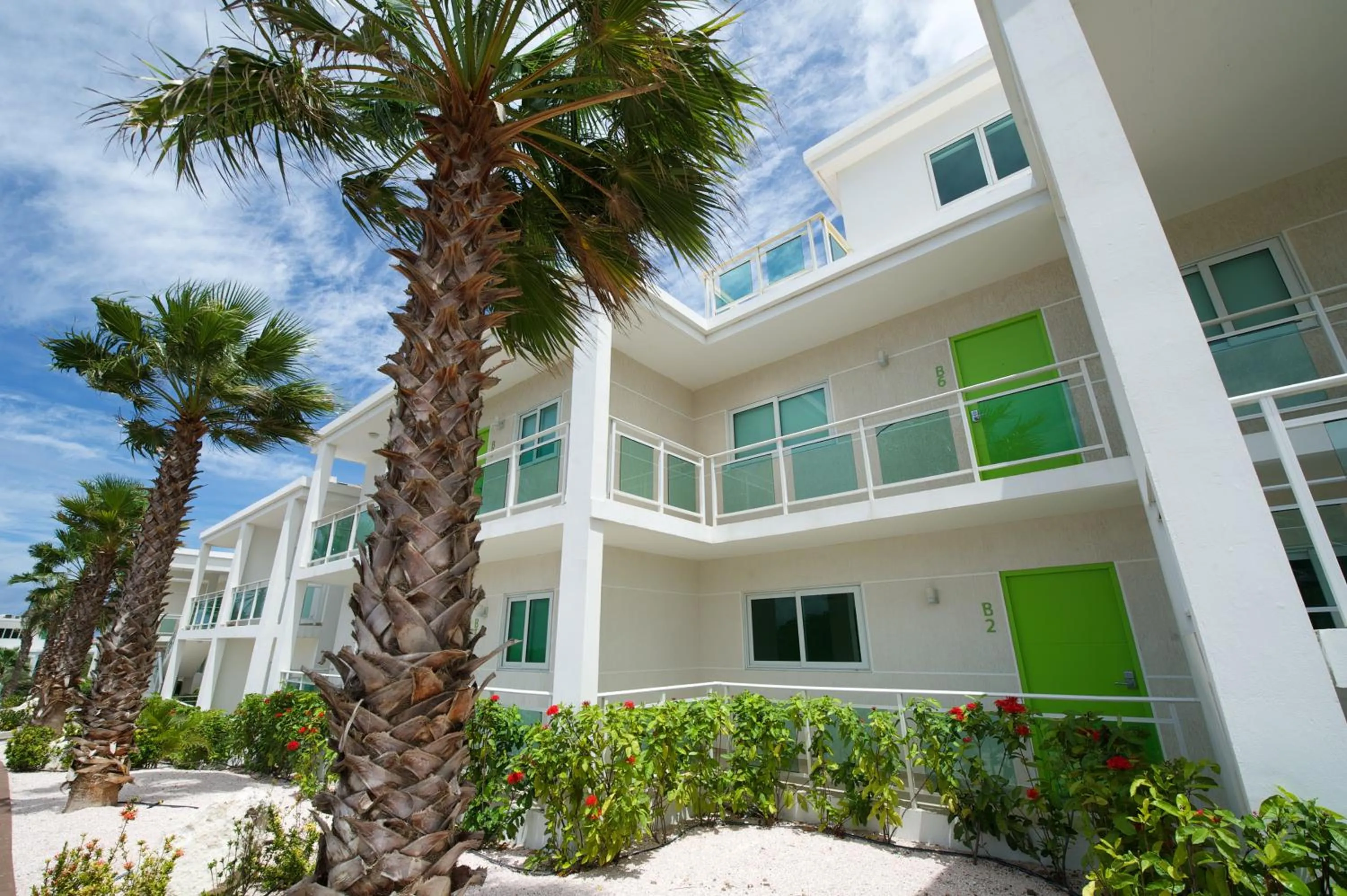 Property building in Piscadera Harbour Village