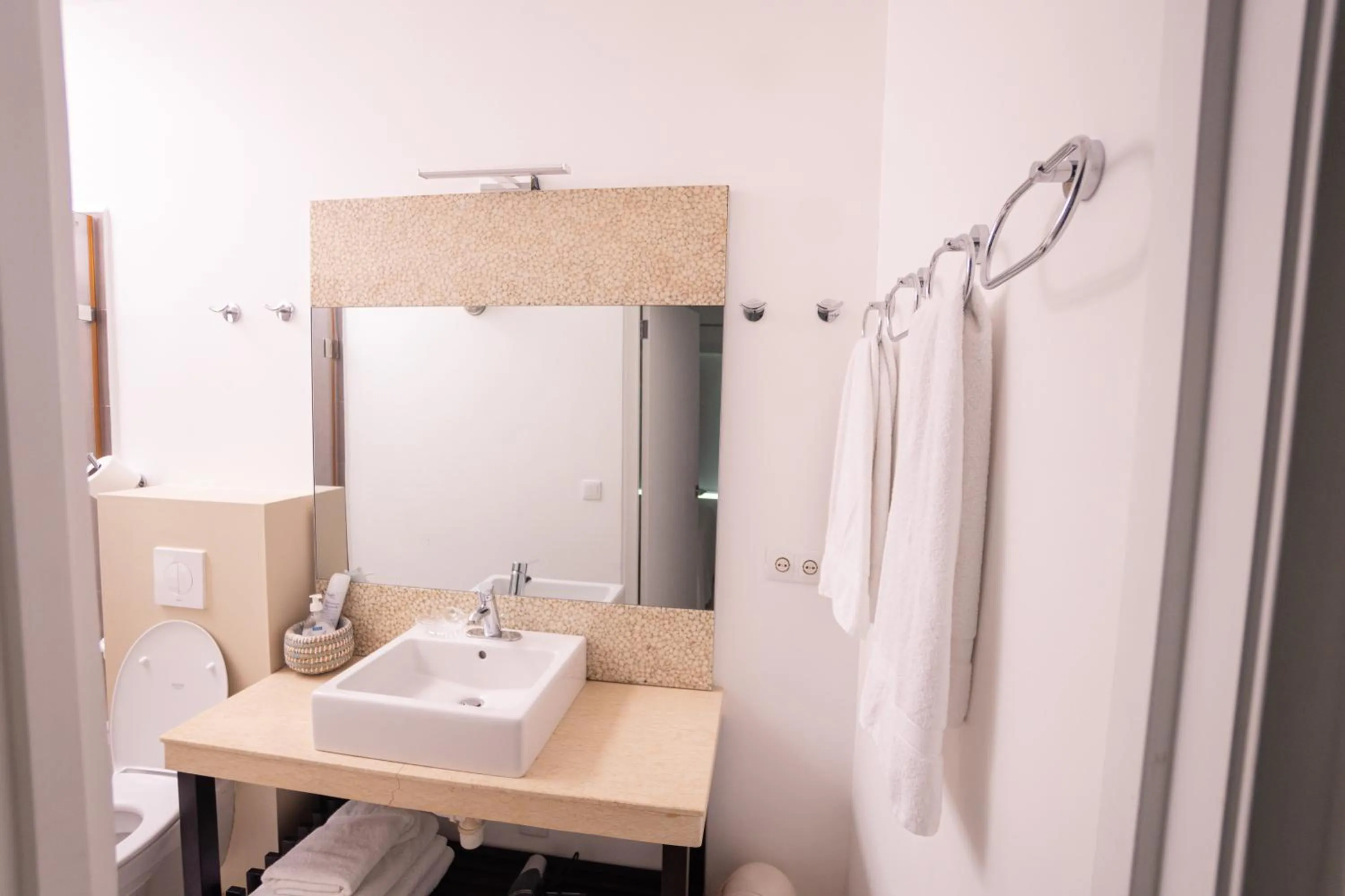 Bathroom in Piscadera Harbour Village