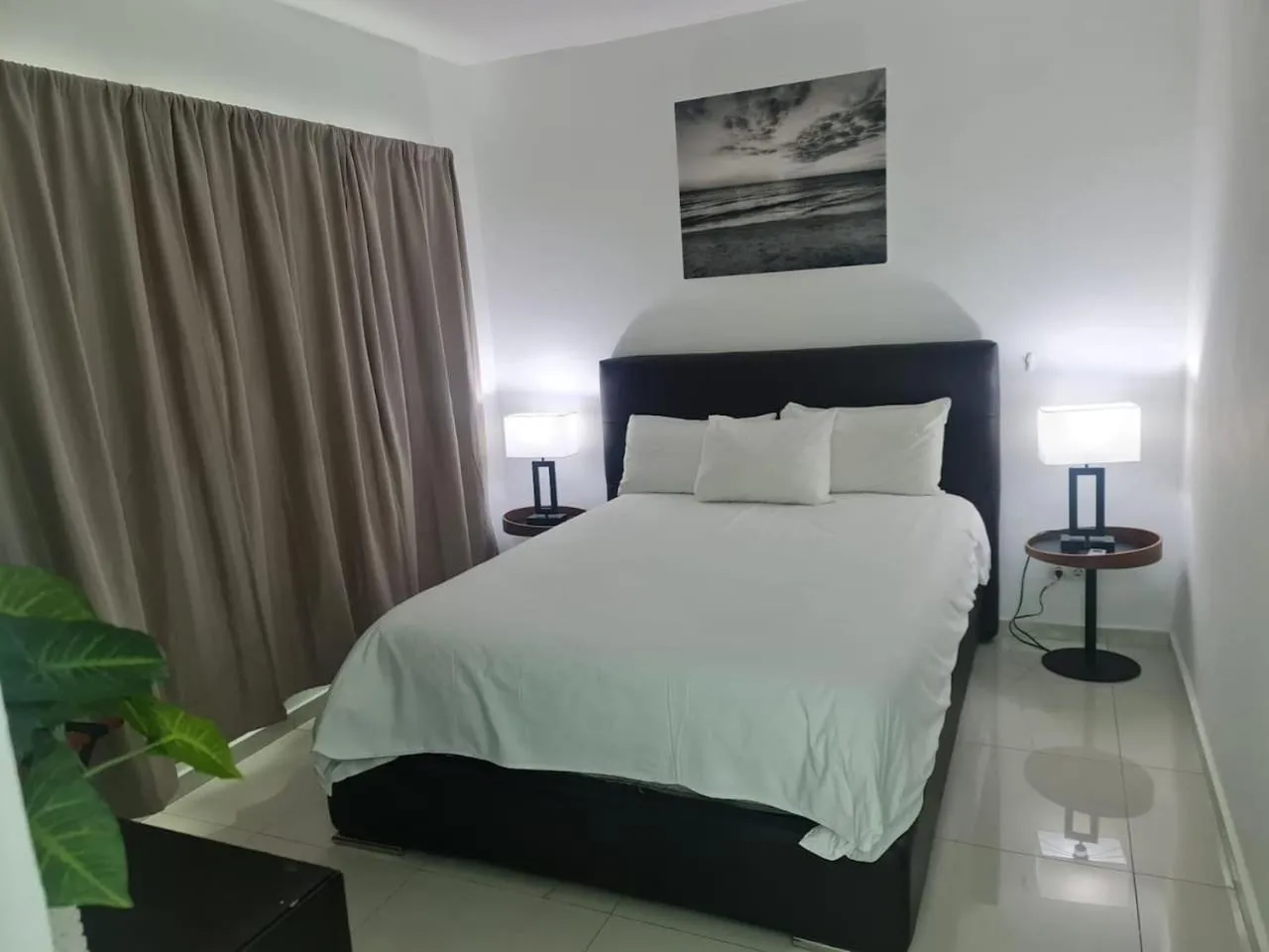 Bed in Piscadera Harbour Village