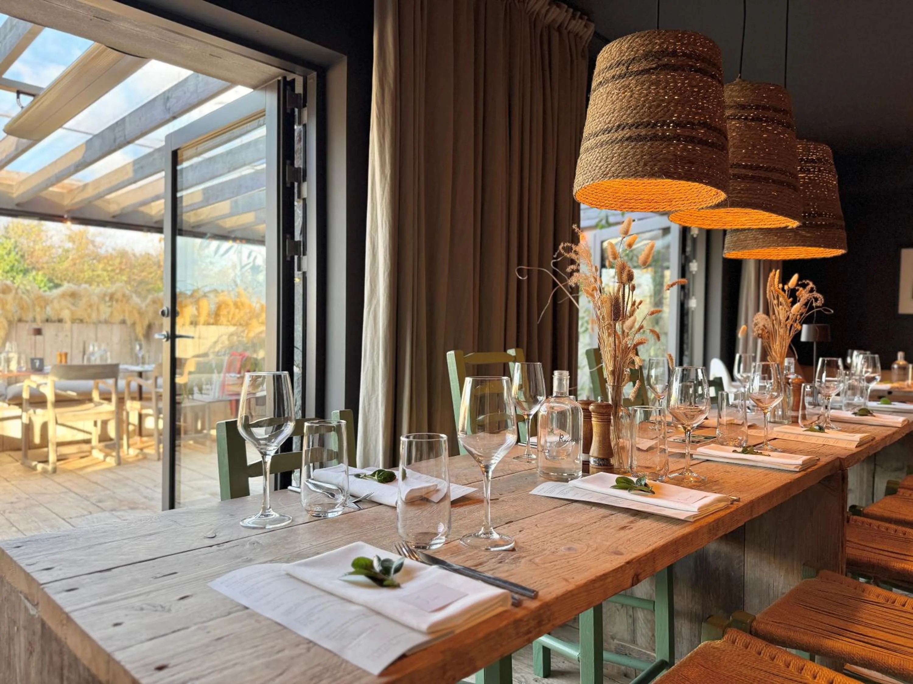 wedding in Fiddle + Bow Hotel