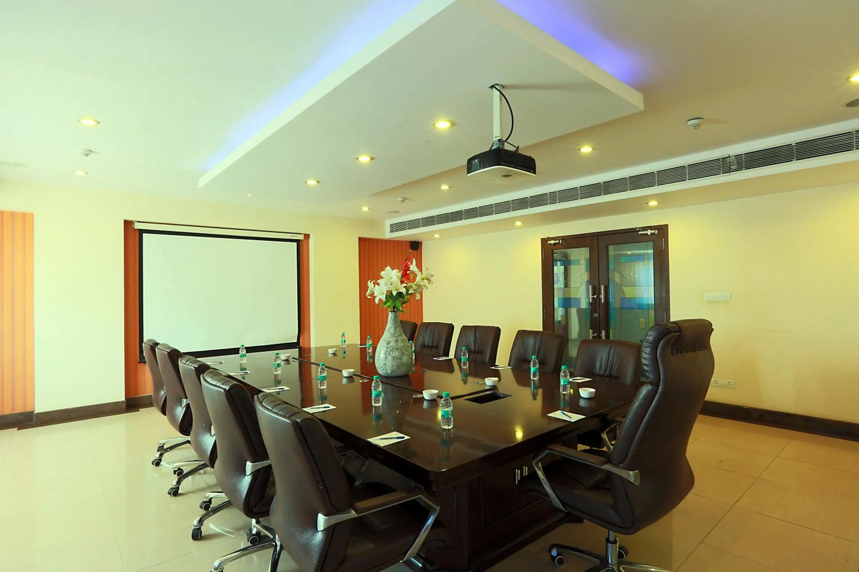 Meeting/conference room in Hotel Abhimaani Vasathi, Rajajinagar