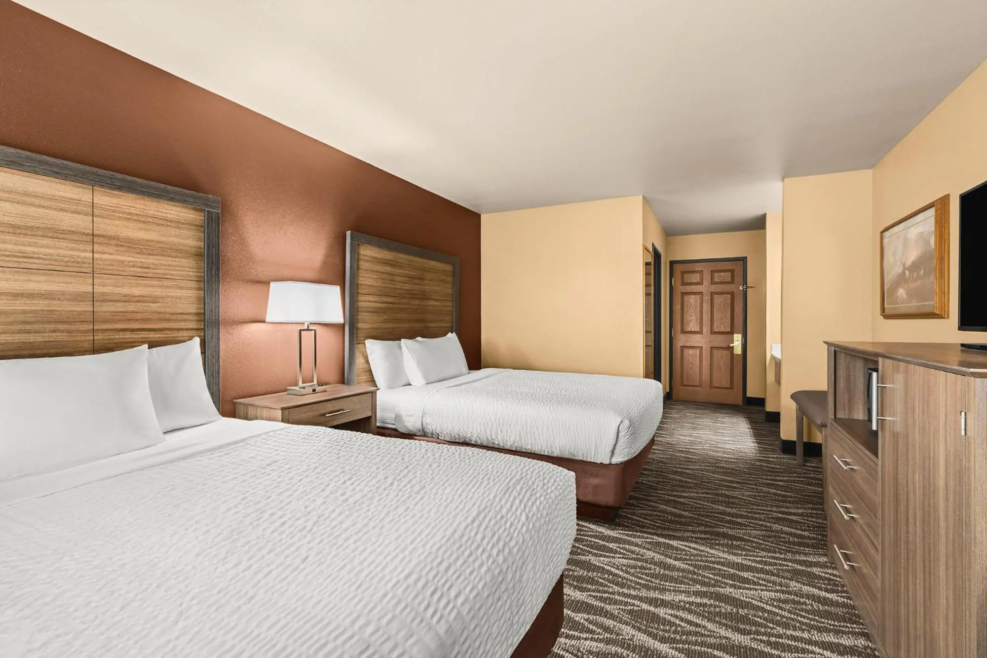 Bed in Bitterroot River Inn and Conference Center