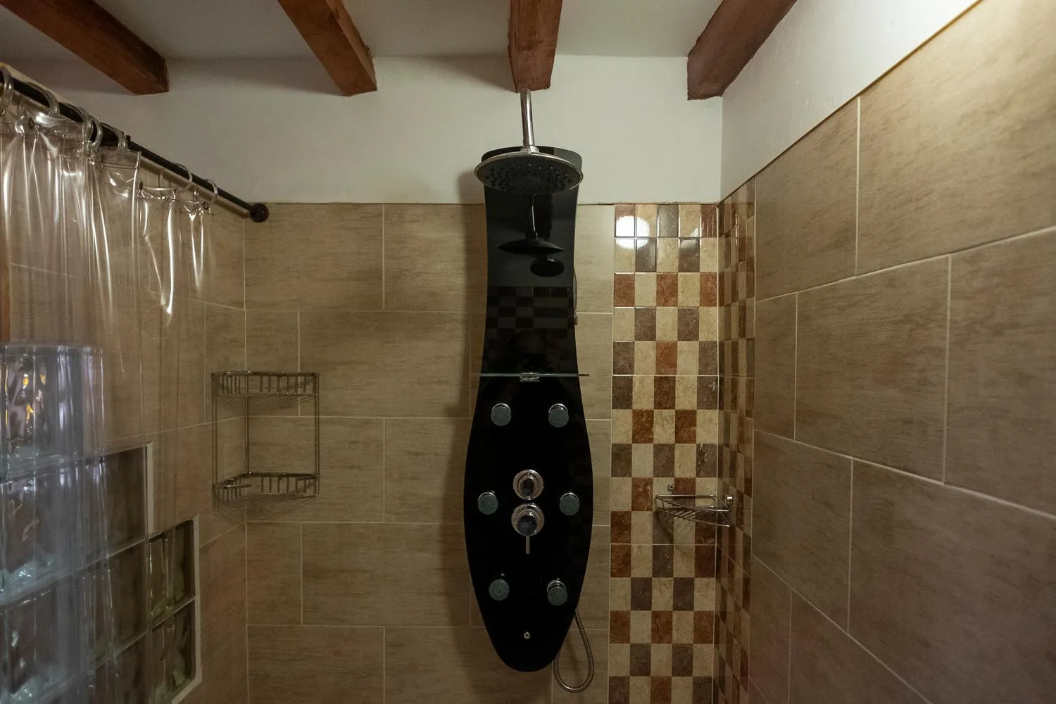 Shower in Hotel Spa Casa de Adobe Villa de Leyva