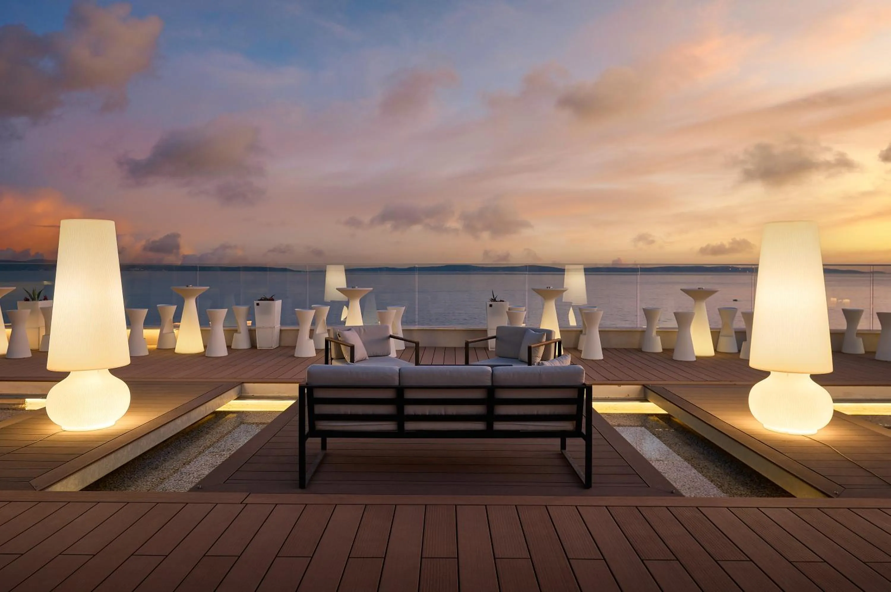 Patio in Amphora Hotel