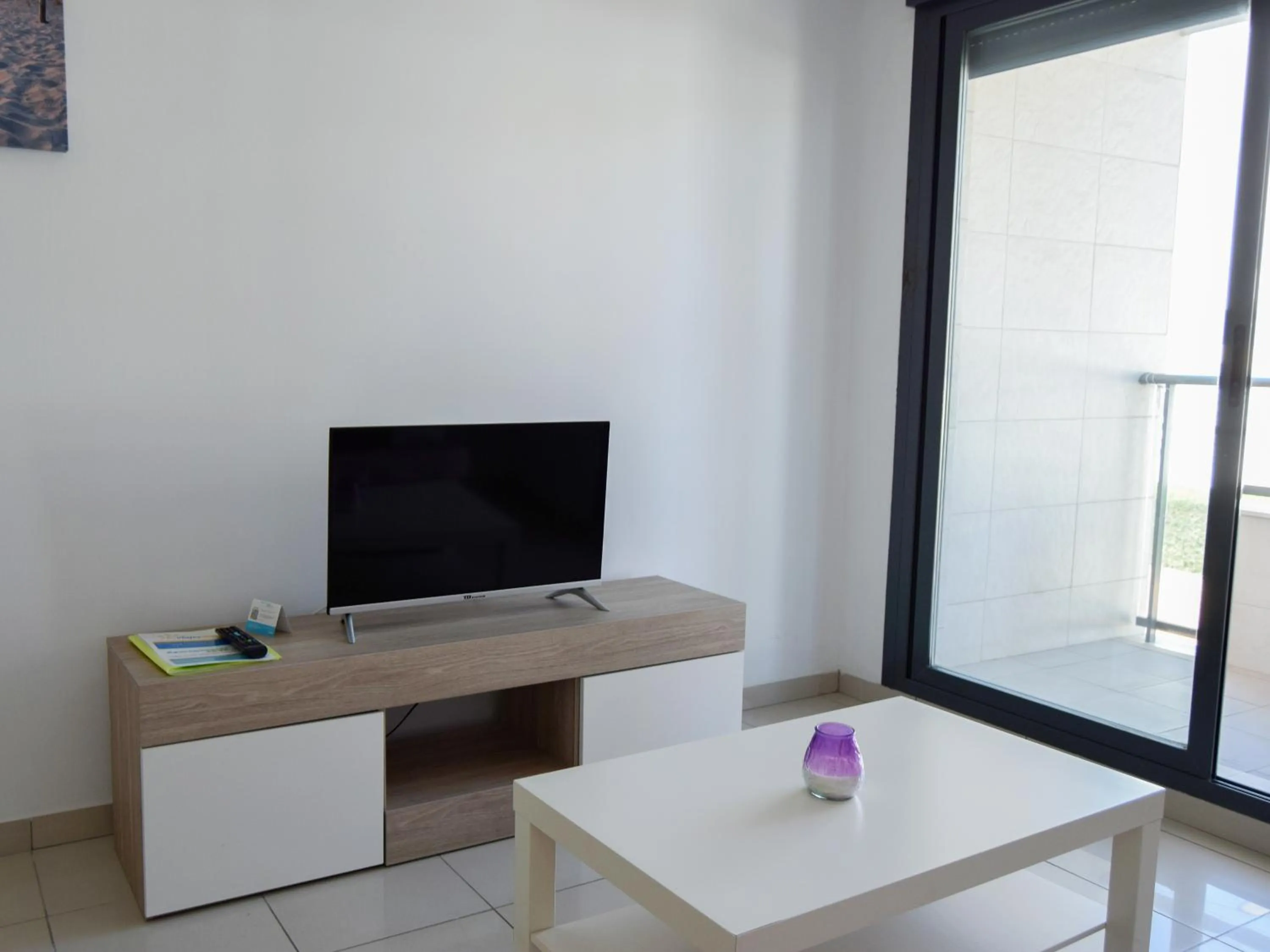 TV and multimedia in Apartamentos Playa de Benicarló 3000