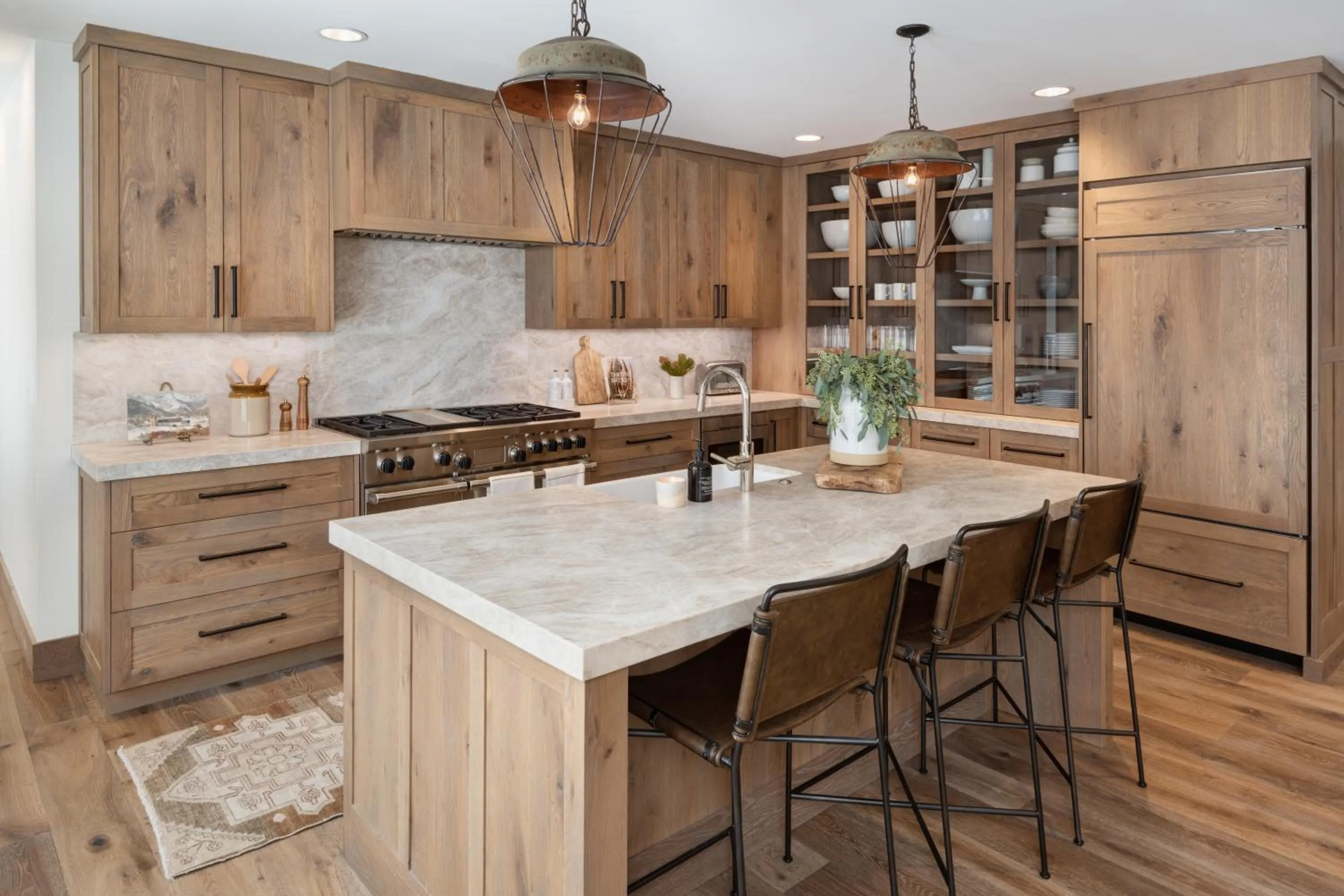 Kitchen or kitchenette in The Snowpine Lodge