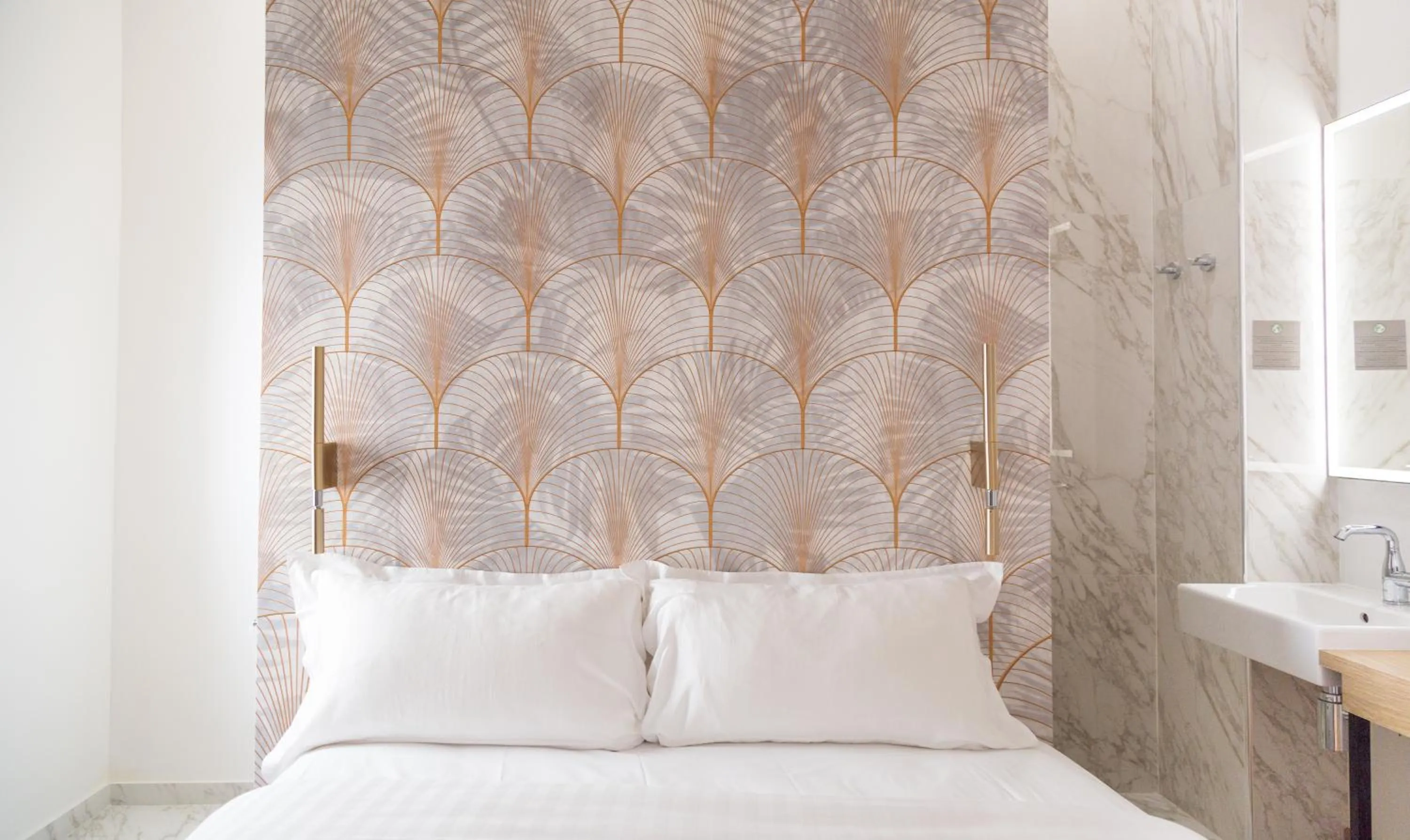 Bed in Hôtel So Marais