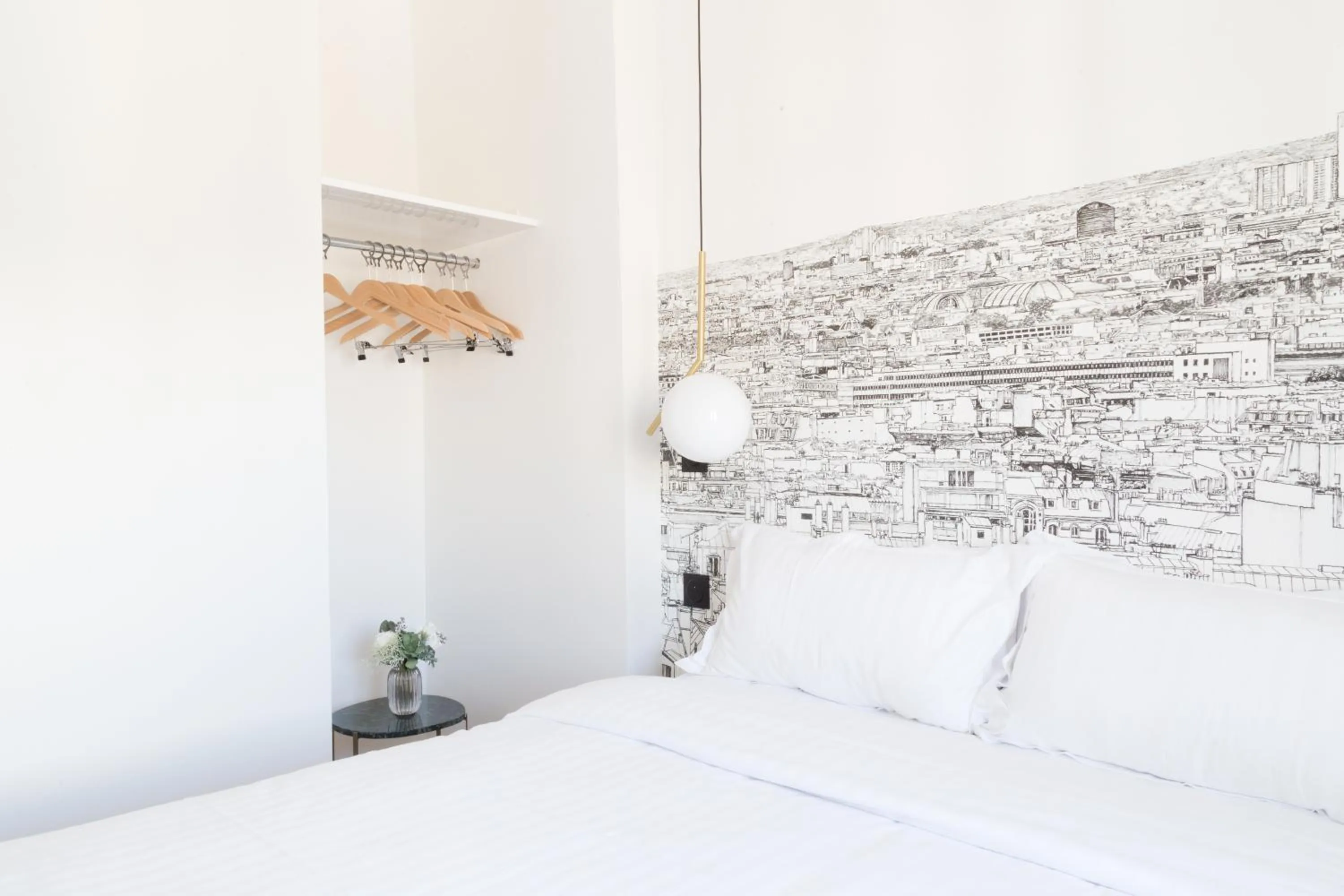 Bedroom, Bed in Hôtel So Marais