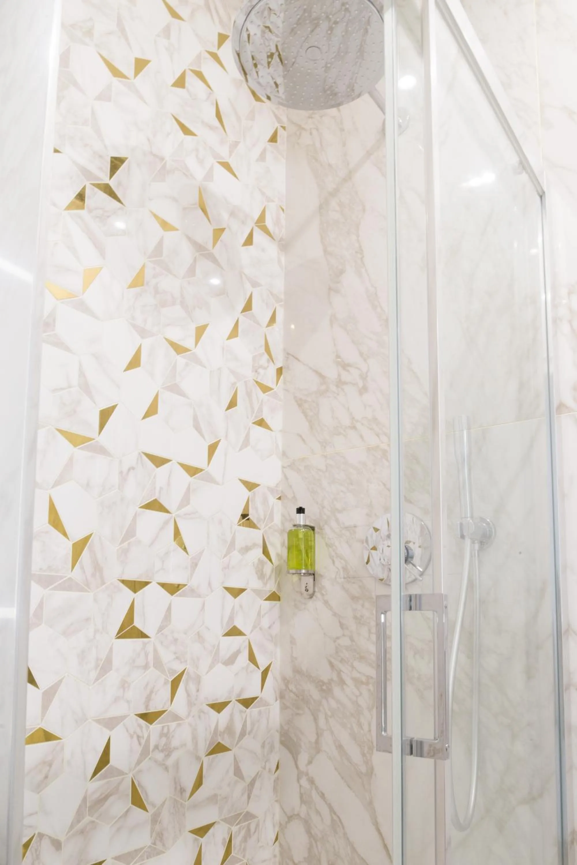 Bathroom in Hôtel So Marais