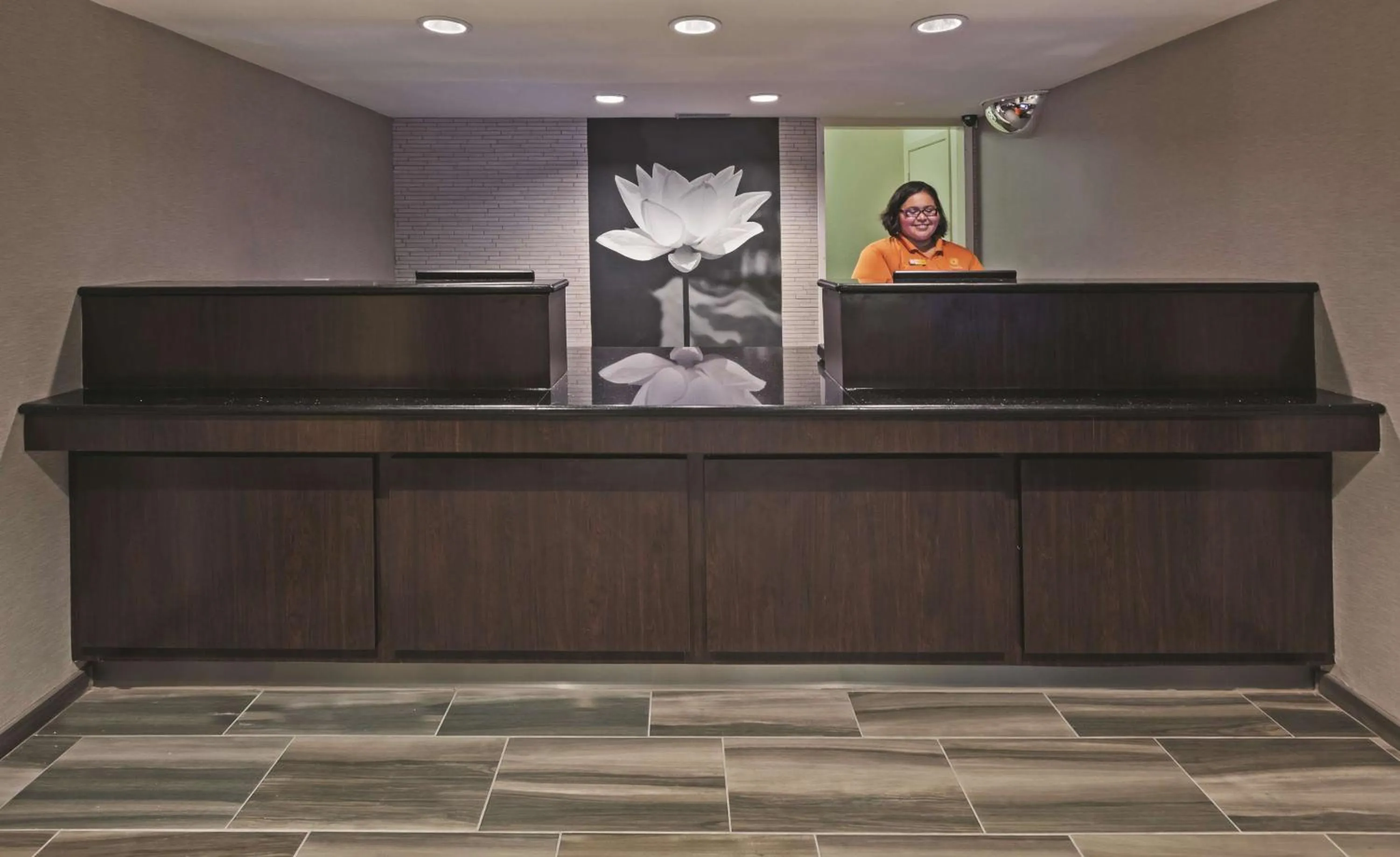 Lobby or reception in La Quinta Inn by Wyndham San Marcos