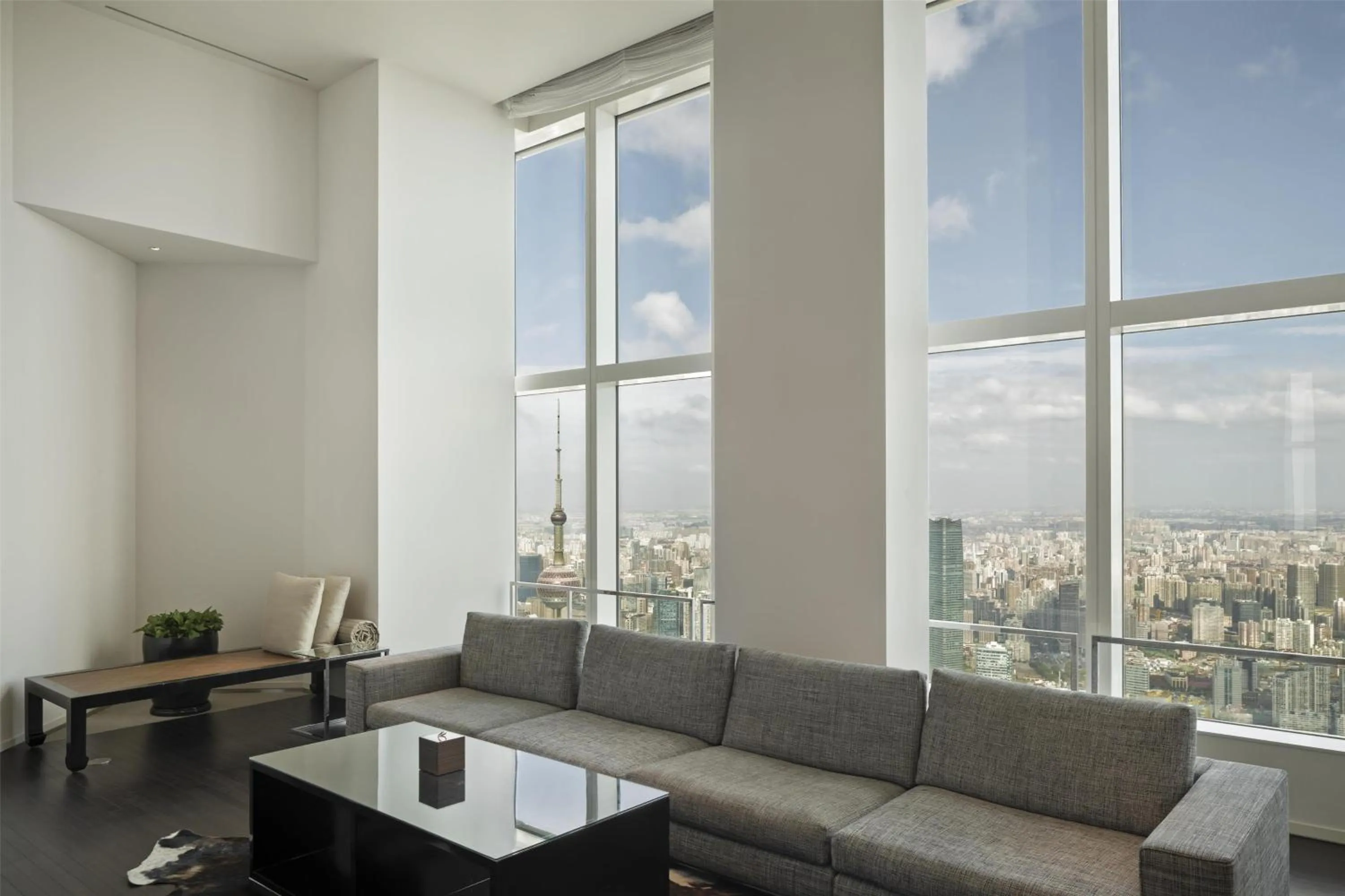 Photo of the whole room in Park Hyatt Shanghai