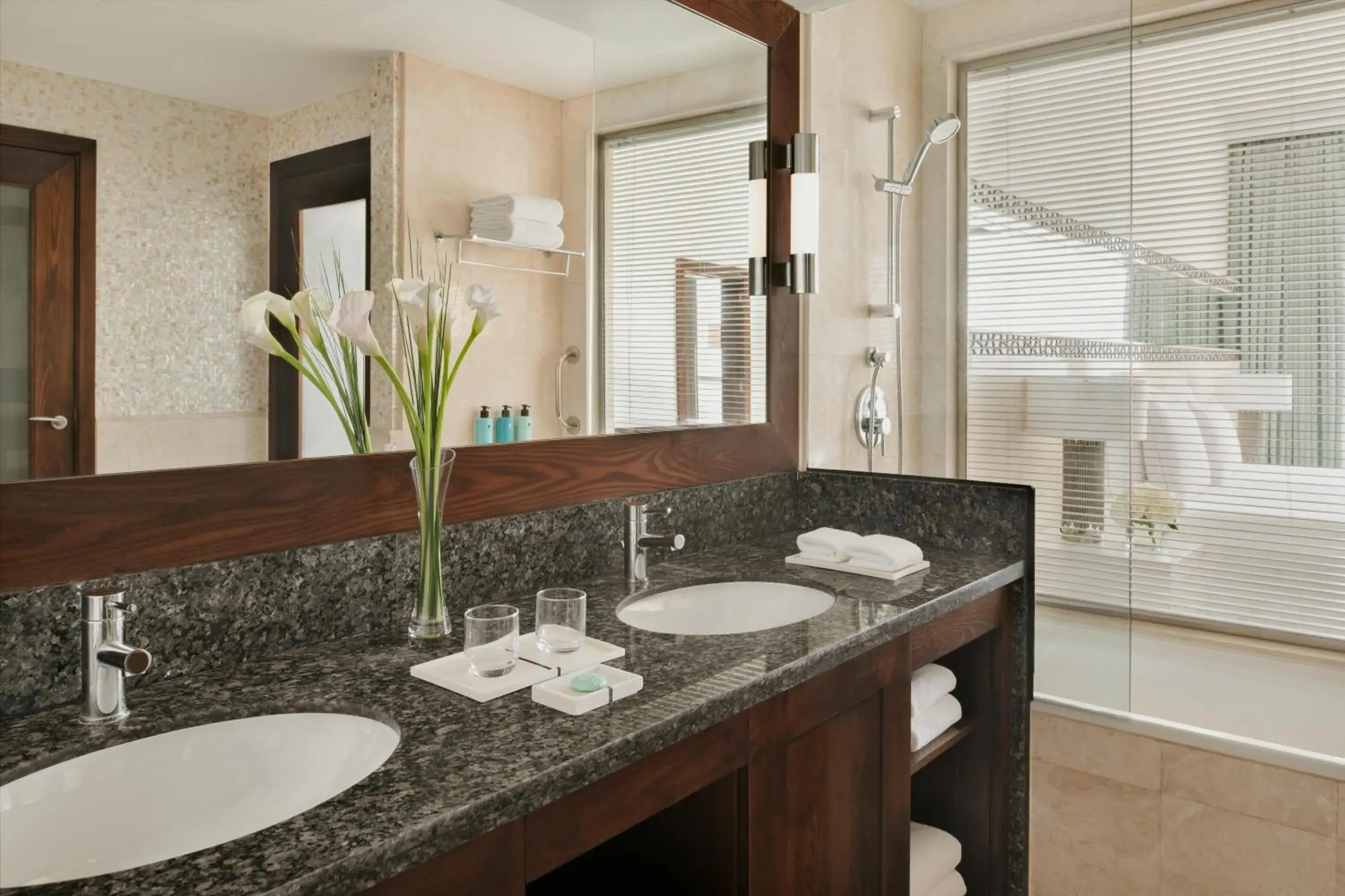 Family One Bedroom Suite with 2 Balconies-Ain Dubai View-Coral Lounge Access - single occupancy in JA Ocean View Hotel, Jumeirah Beach Dubai Family One Bedroom Suite with 2 Balconies-Ain Dubai View-Coral Lounge Access - single occupancy in JA Ocean View Hotel, Jumeirah Beach Dubai