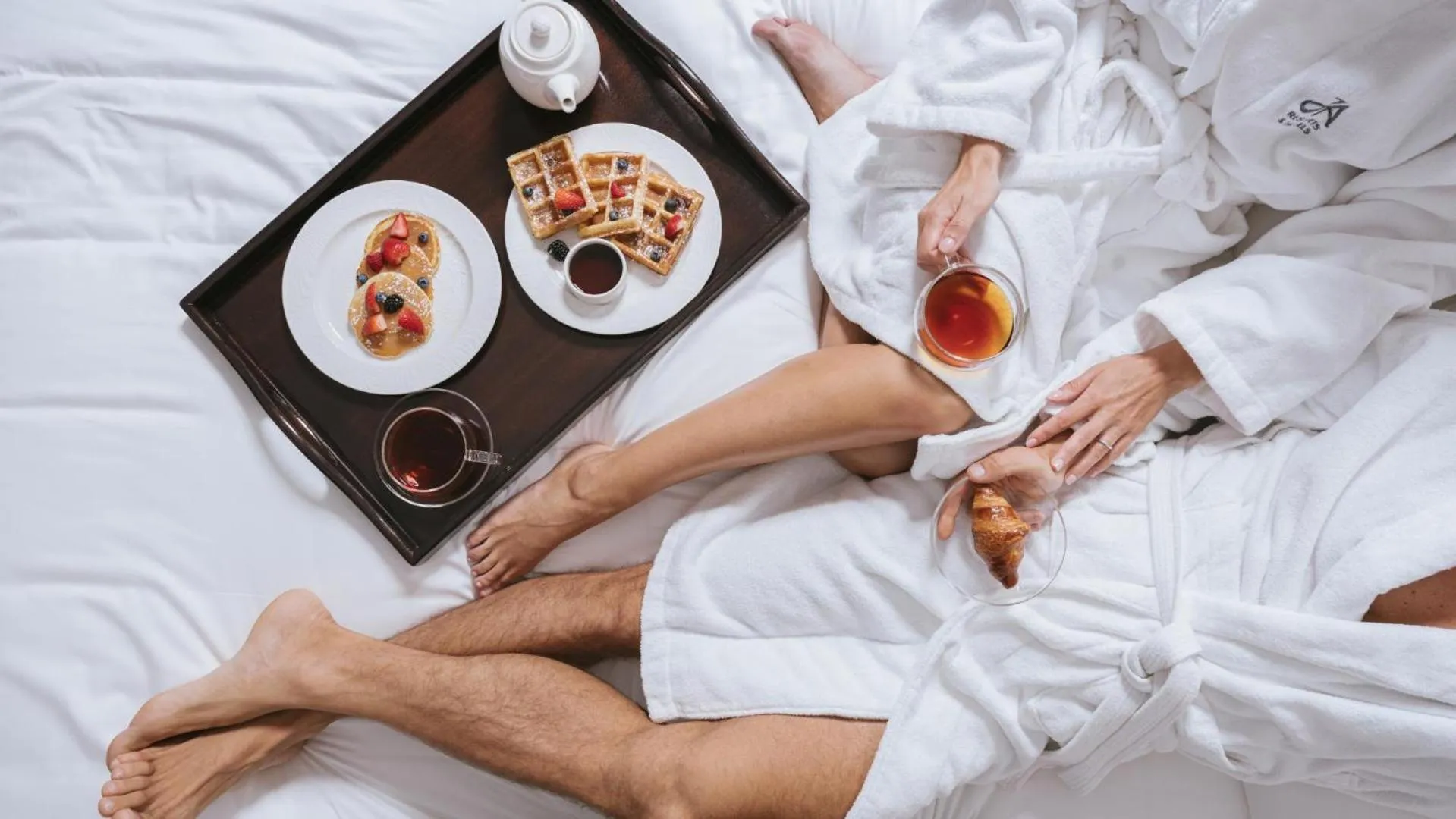 Other, Bed in JA Ocean View Hotel, Jumeirah Beach Dubai