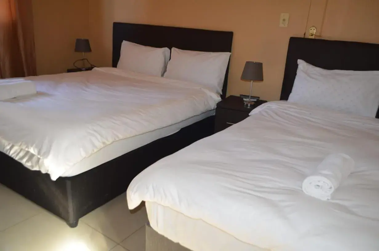 Luxury Triple Room in ST@Y-1-BnB Luxury Triple Room in ST@Y-1-BnB